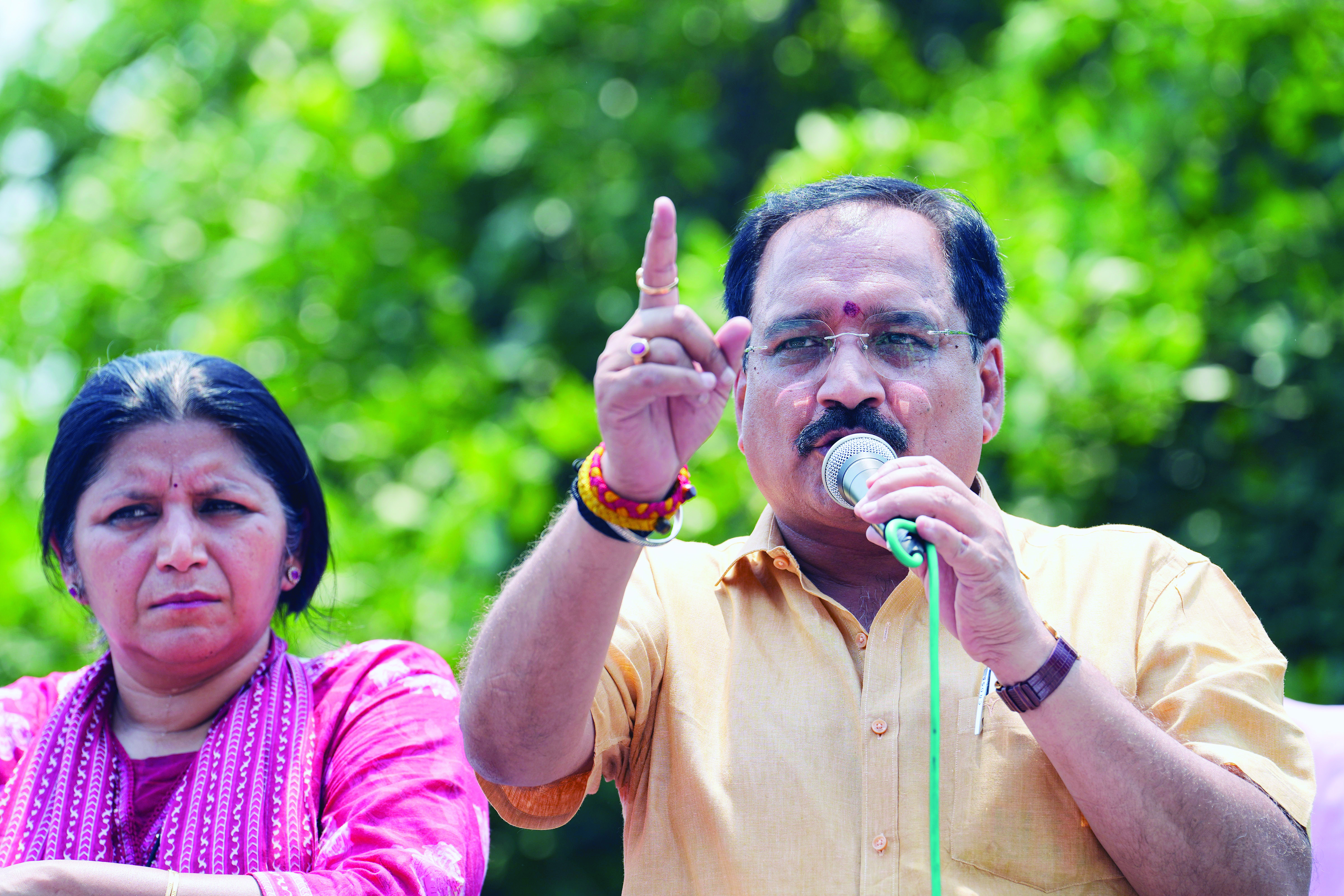 Sanjay Singh meets Swati Maliwal; BJP holds protest Sanjay Singh meets Swati Maliwal; BJP holds protest