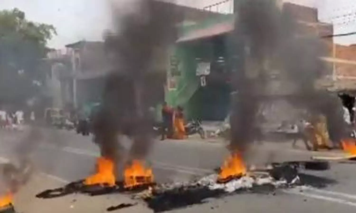 Patna school set on fire after 3-year-old found dead in classroom drain