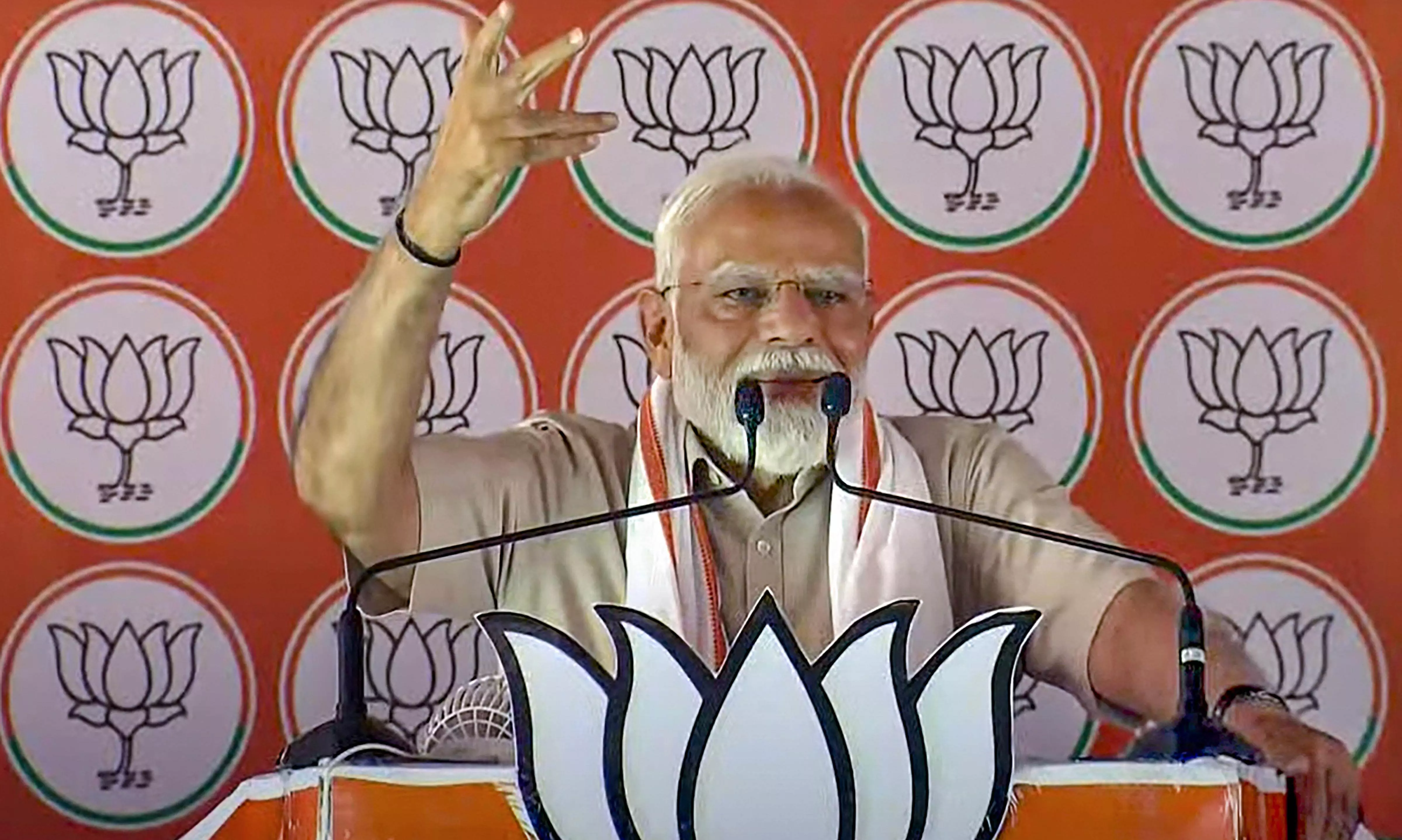 Congress aiming to win 50 LS seats to salvage honor: PM Modi