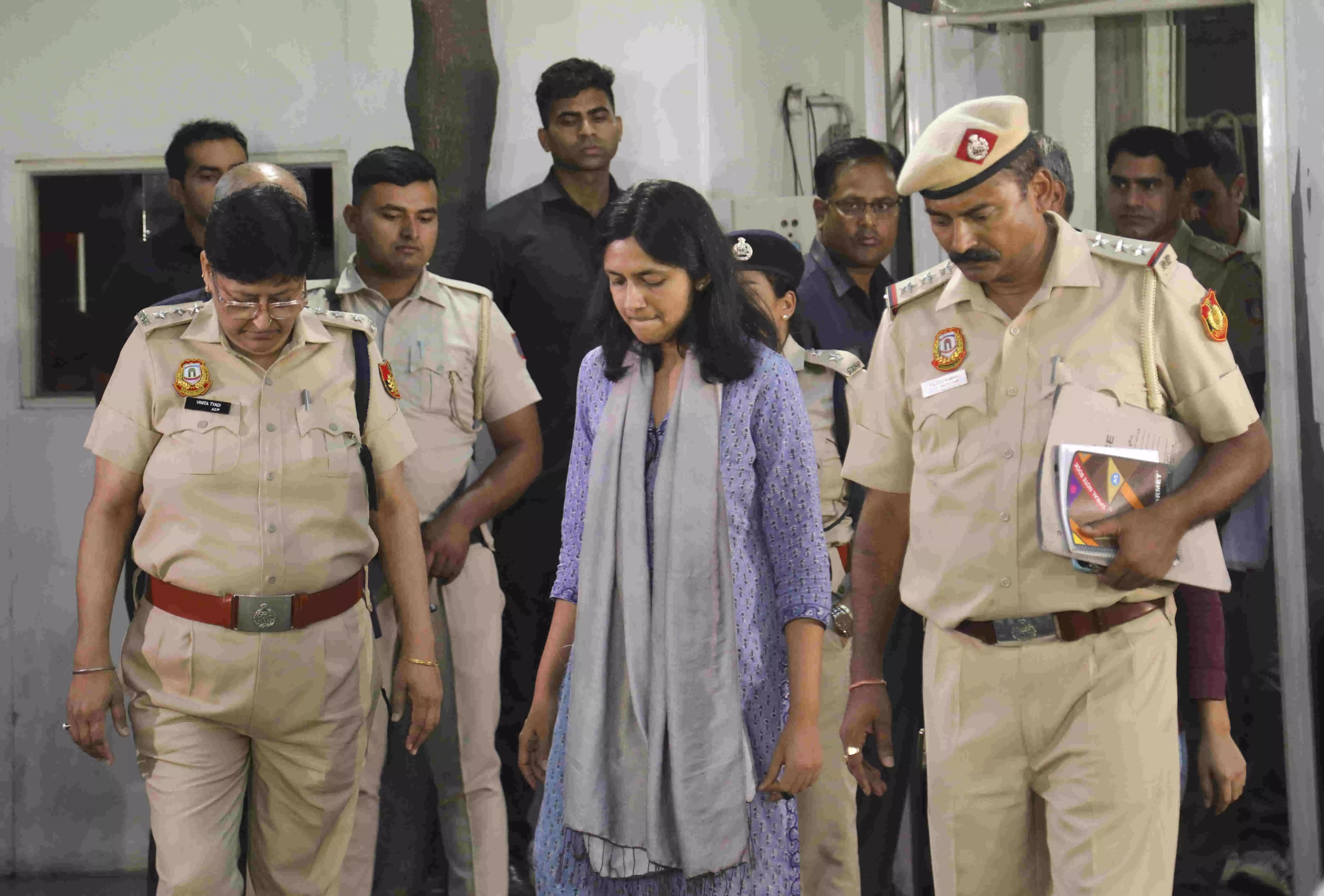 AAP leaders once sought justice for Nirbhaya, today they are supporting an accused: Maliwal AAP leaders once sought justice for Nirbhaya, today they are supporting an accused: Maliwal