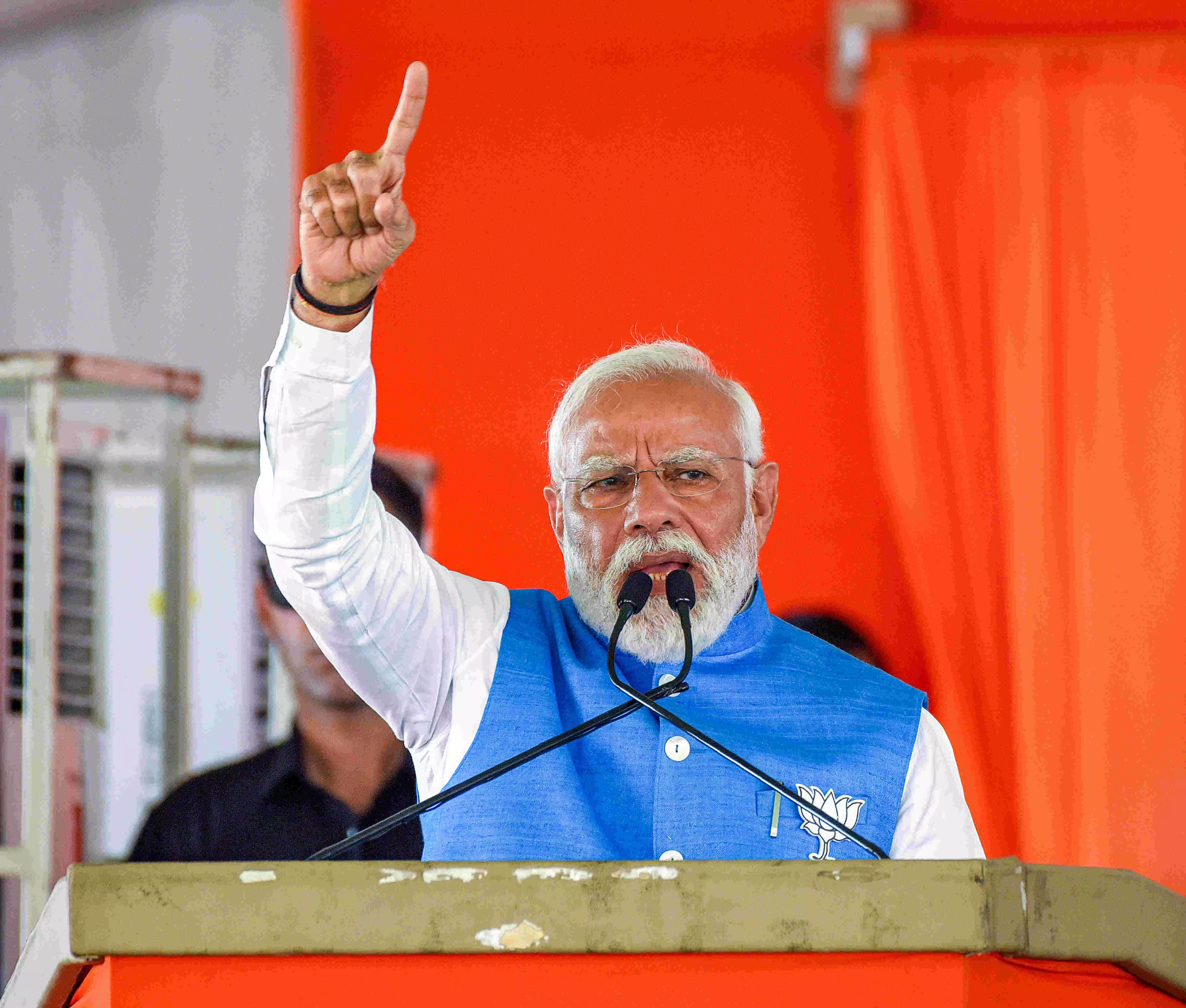 Rahul’s ‘Maoist’ language making companies think 50 times before investing in Cong-ruled states: PM