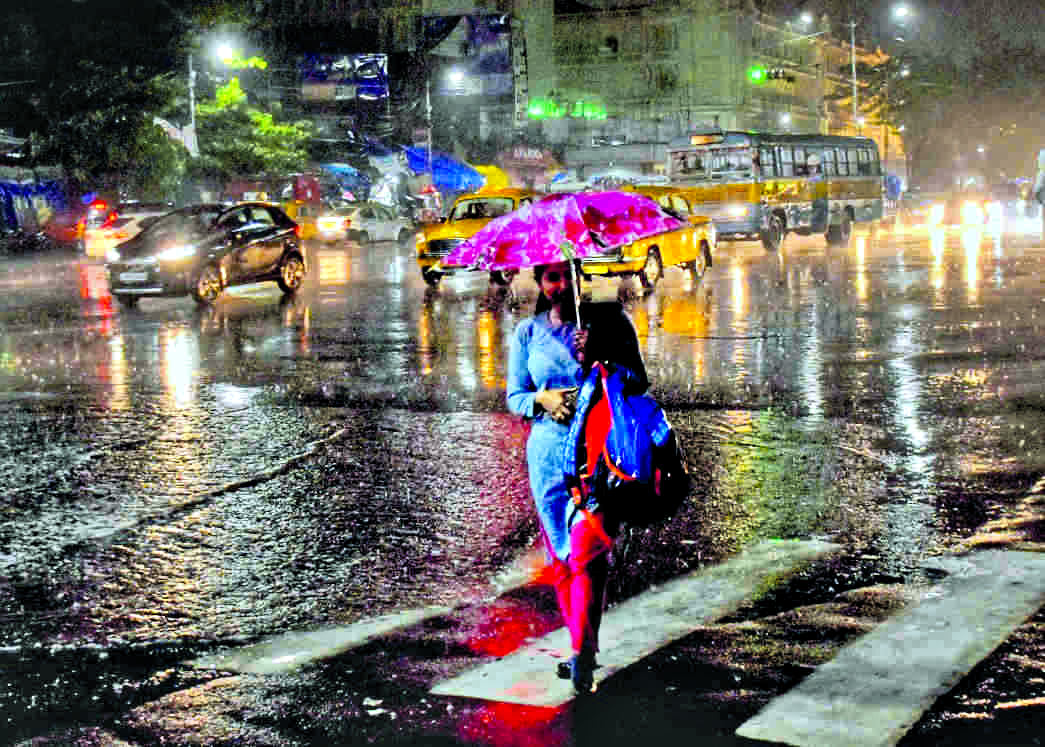 Low pressure likely to turn into depression by May 24, says MeT Low pressure likely to turn into depression by May 24, says MeT