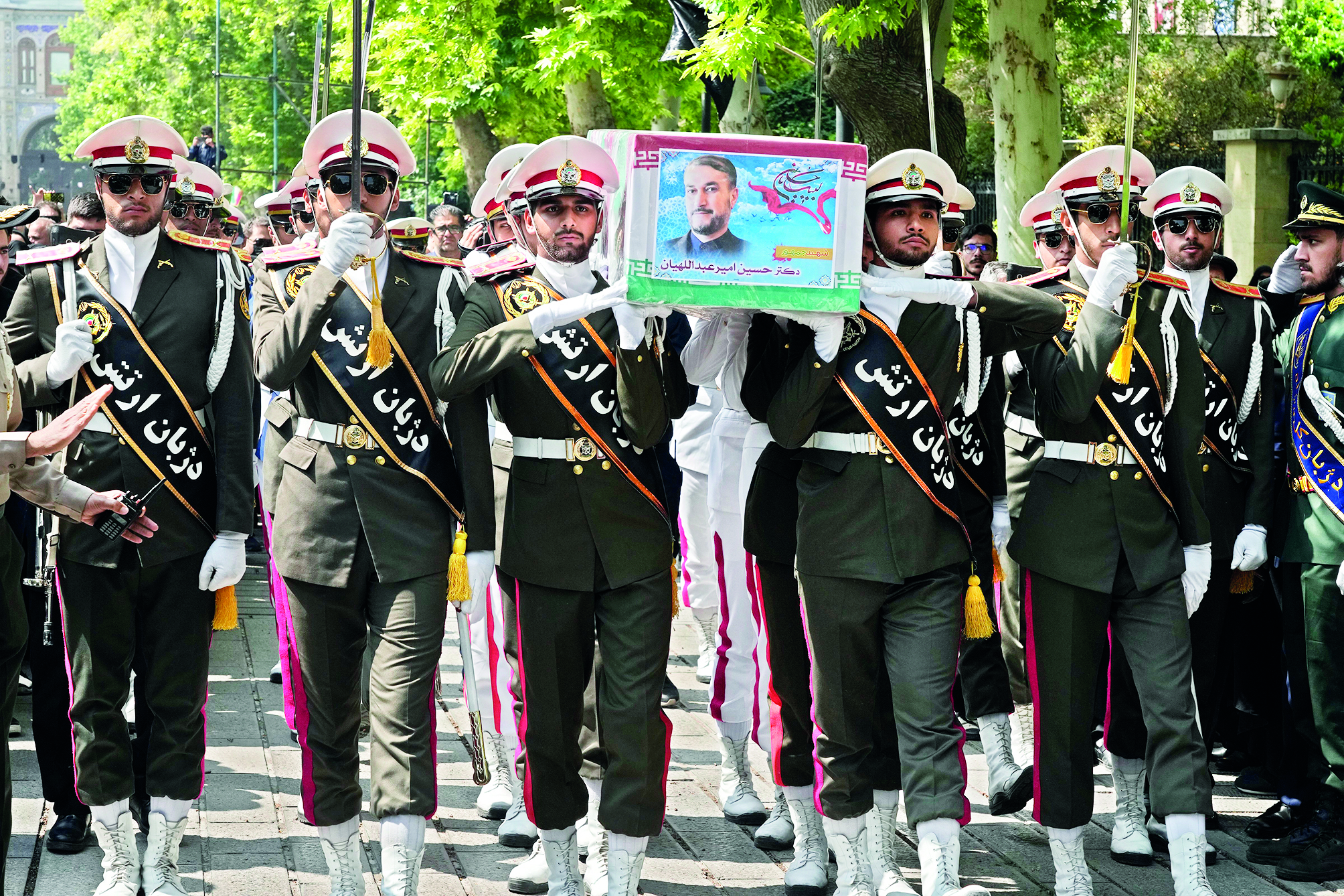 Tens of thousands bid farewell to Iran’s late President Raisi Tens of thousands bid farewell to Iran’s late President Raisi