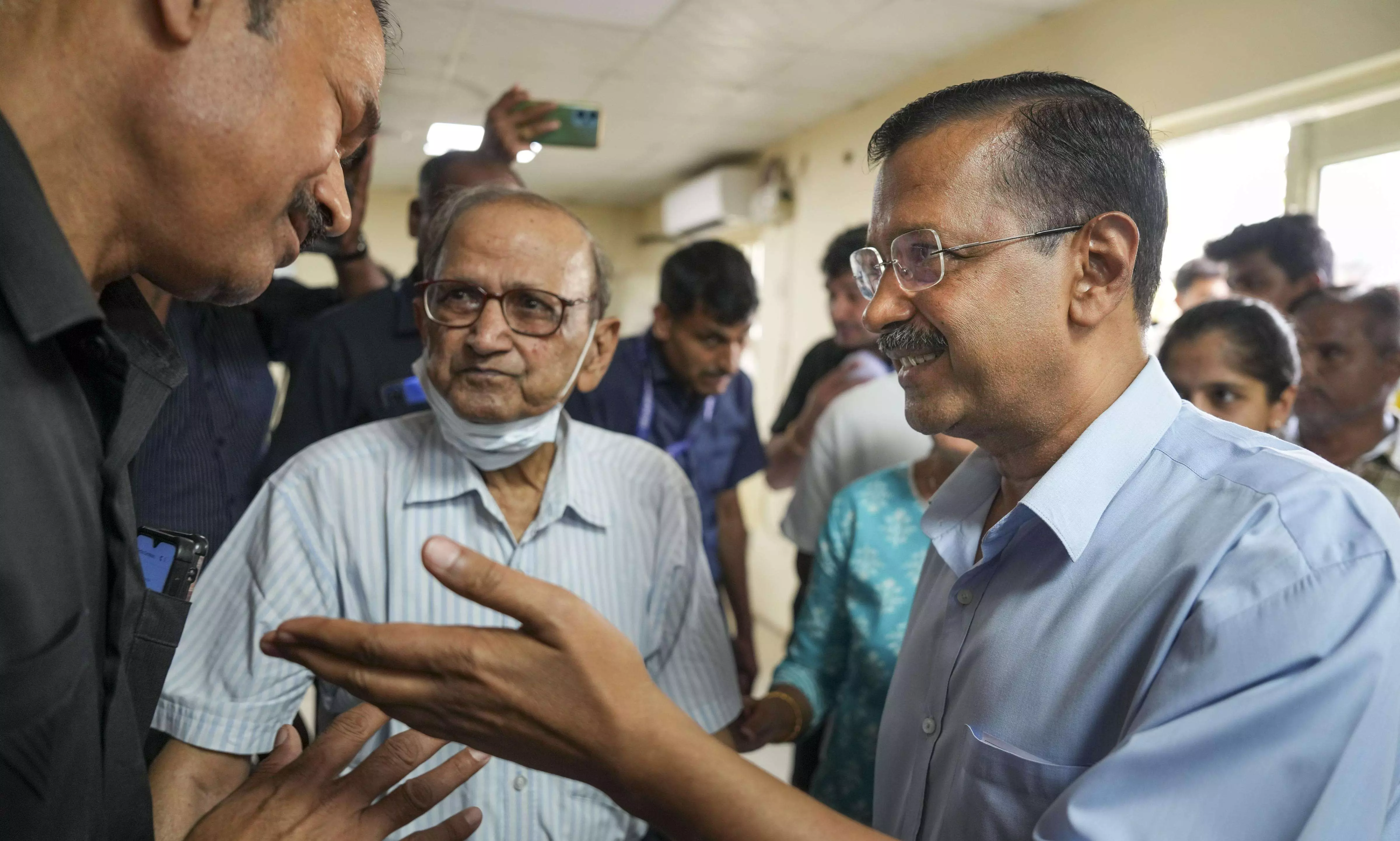 Delhi CM Kejriwal casts ballot: says people voting against dictatorship Delhi CM Kejriwal casts ballot: says people voting against dictatorship