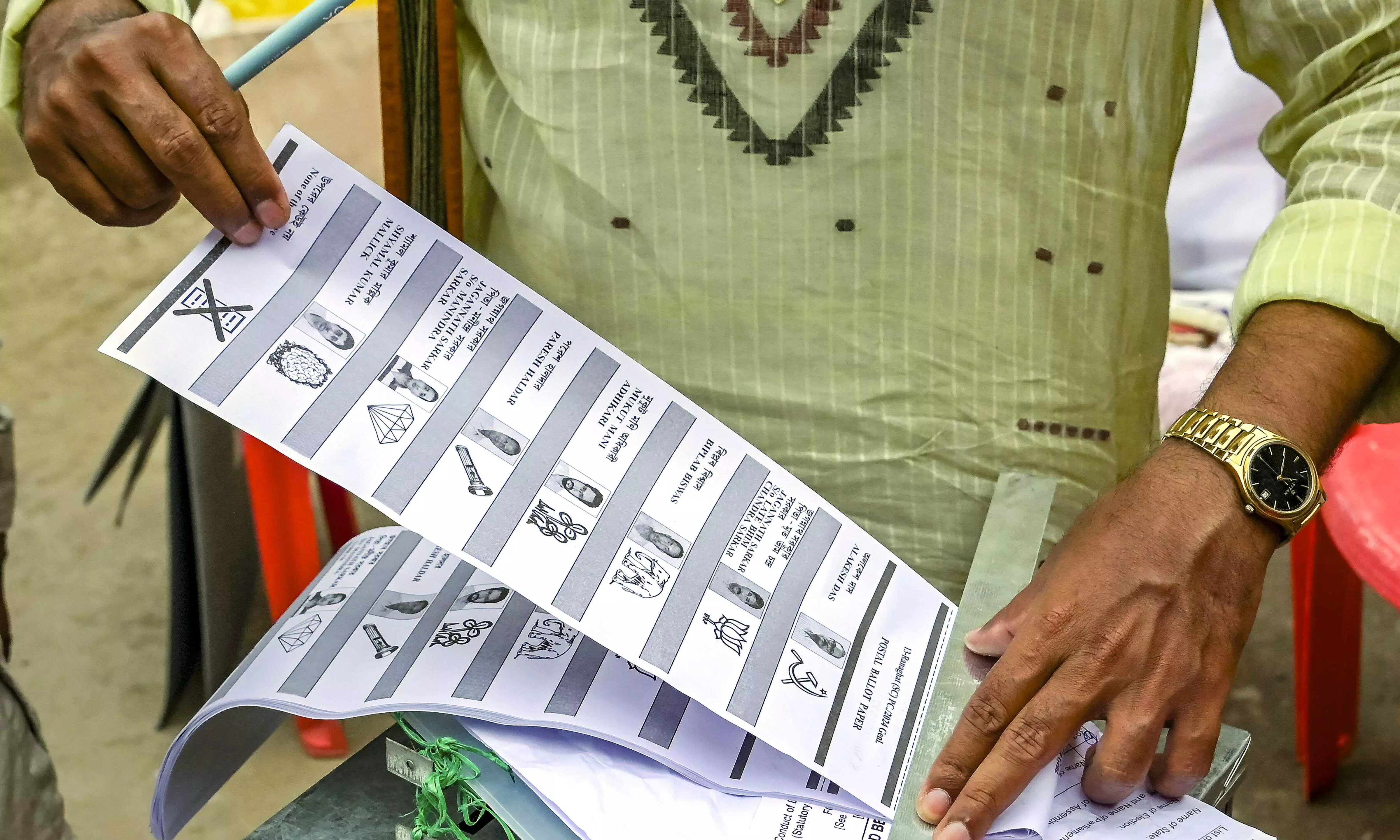EC releases voter numbers amid accusations of delay in turnout data EC releases voter numbers amid accusations of delay in turnout data