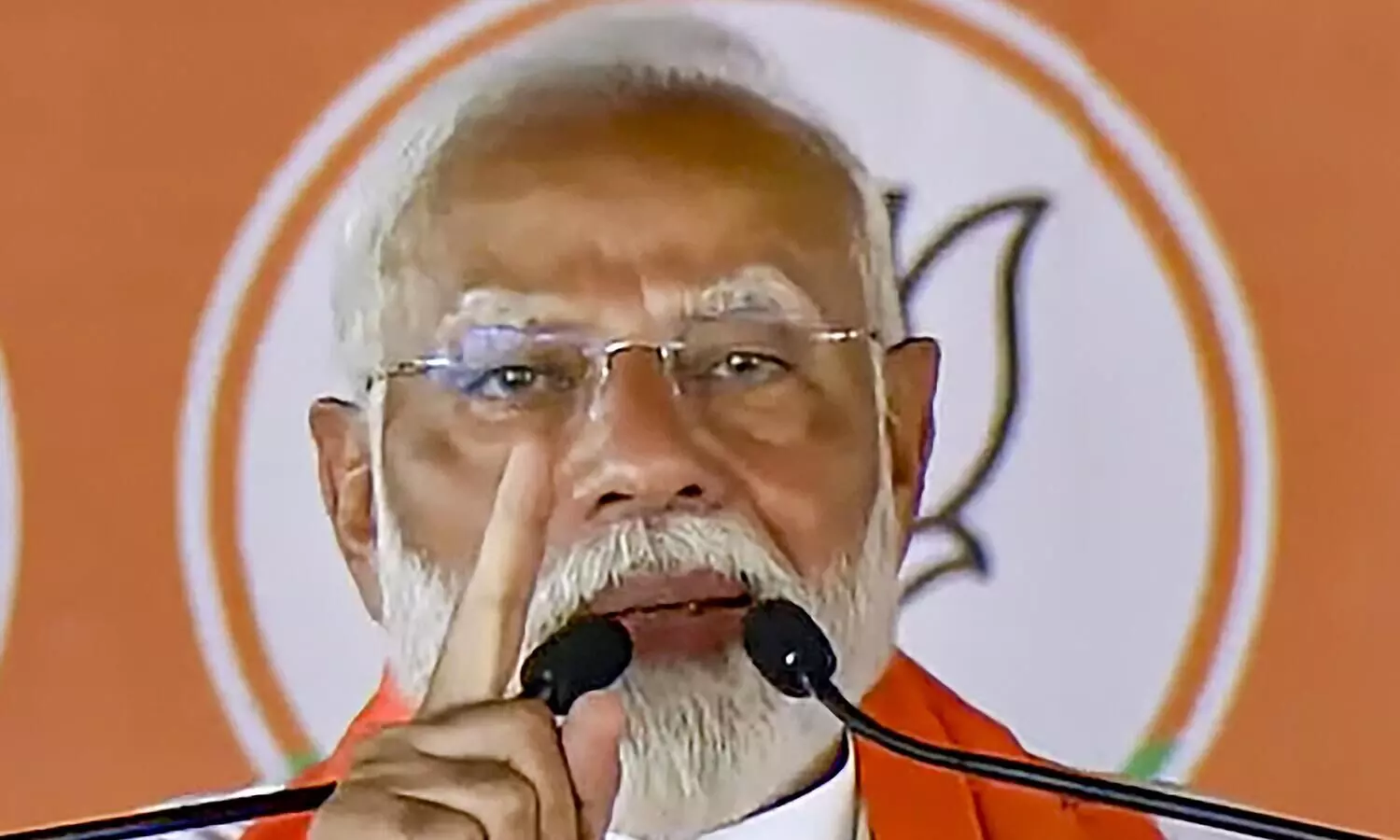 PM Modi accuses JMM of patronising infiltrators, threatening tribals