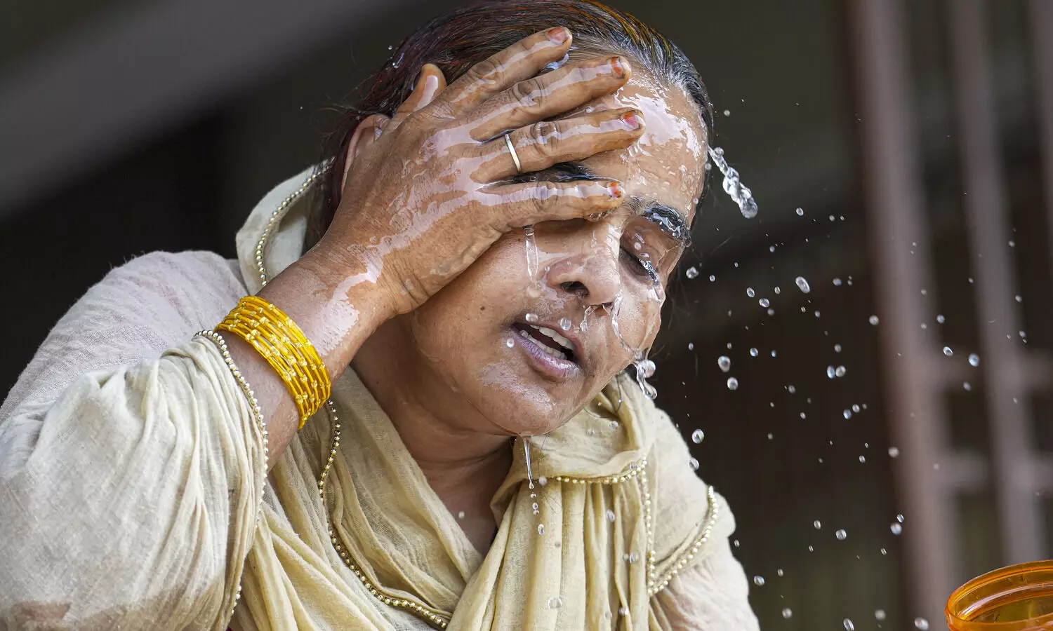Delhi records its highest ever temperature, Mungeshpur bakes at 52.3 deg C