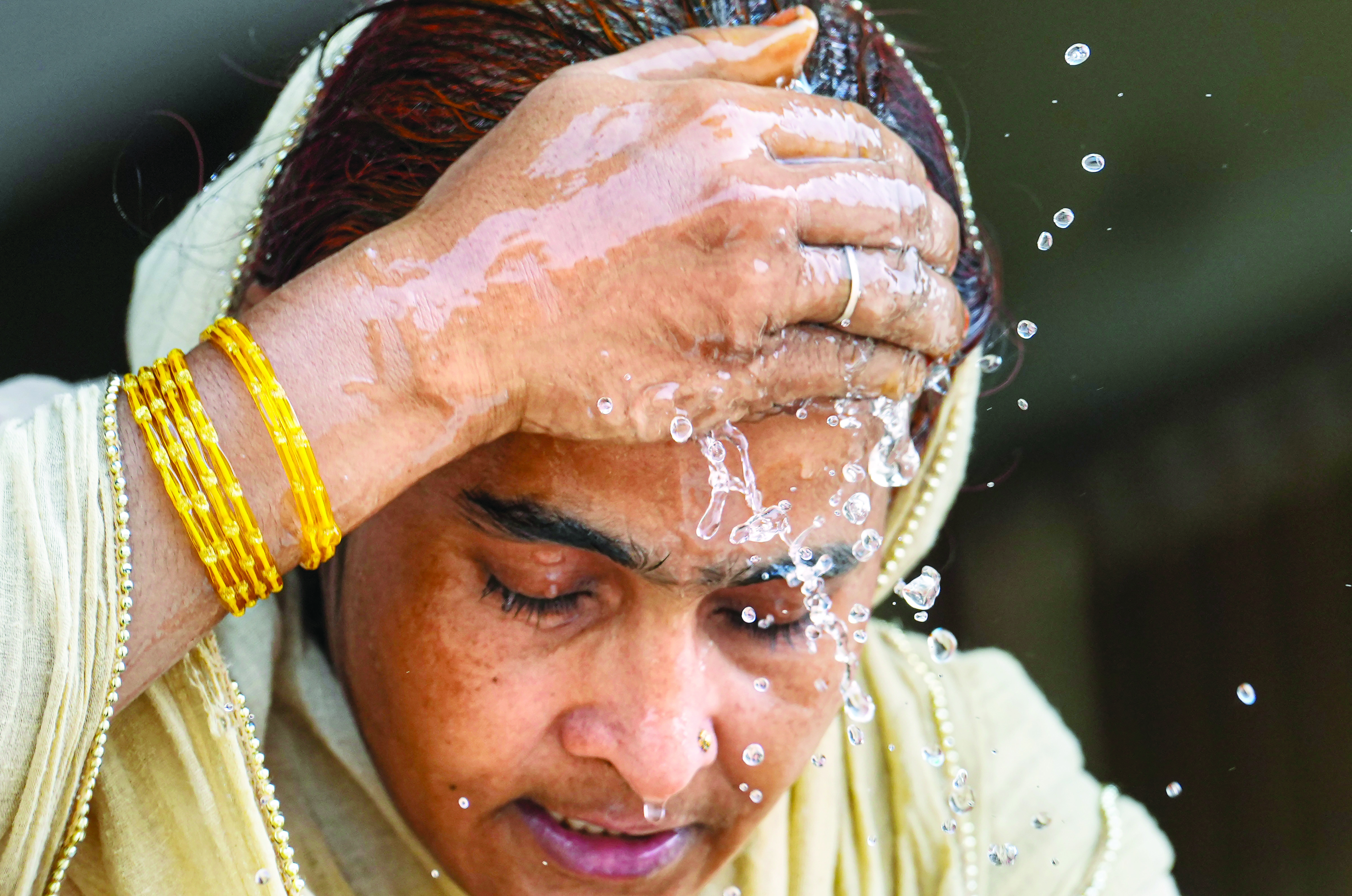 Record heat scorches northern, central India, Delhi hits 79-yr high Record heat scorches northern, central India, Delhi hits 79-yr high