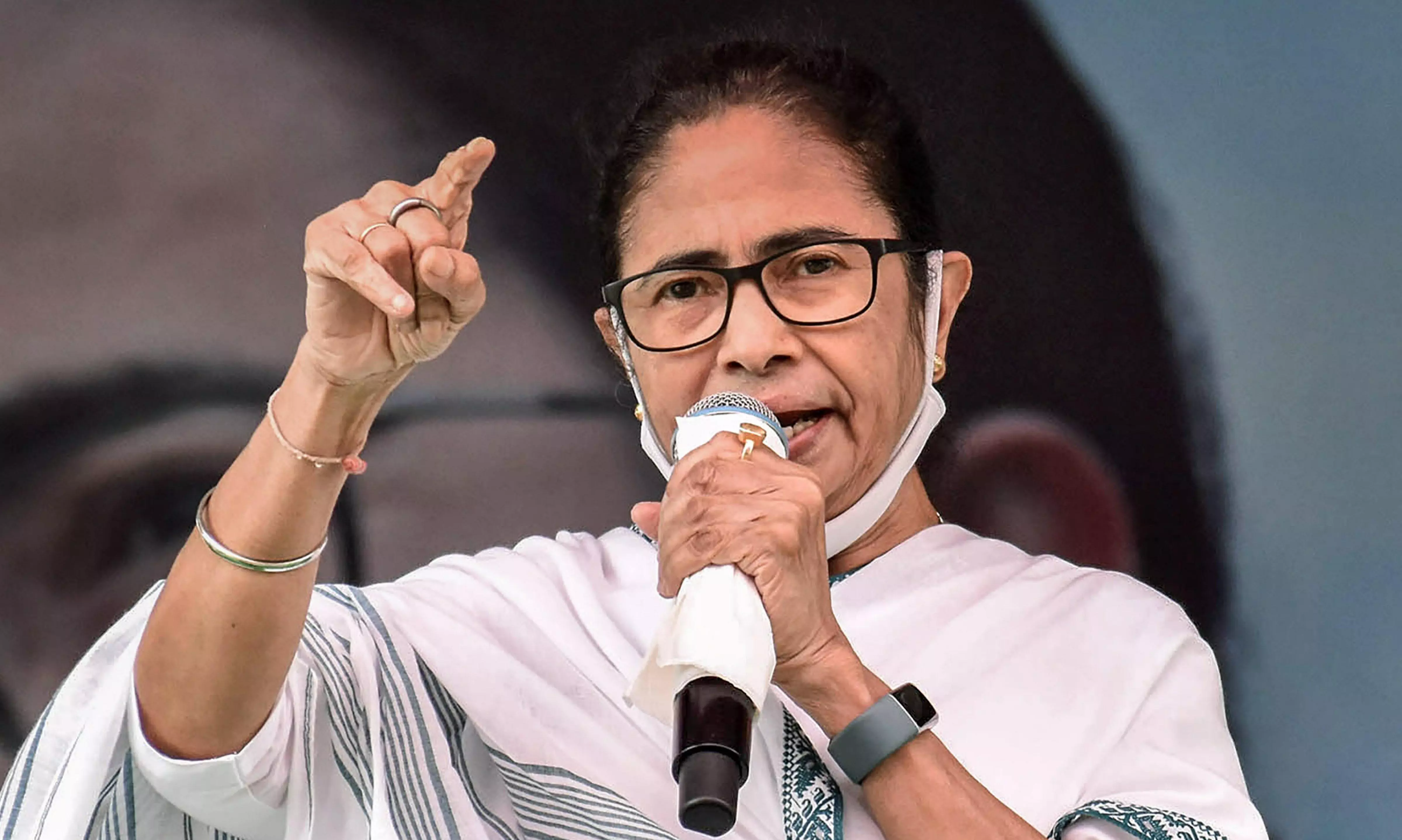 TMC to complain to EC, if PM Modis meditation is televised: Mamata TMC to complain to EC, if PM Modis meditation is televised: Mamata
