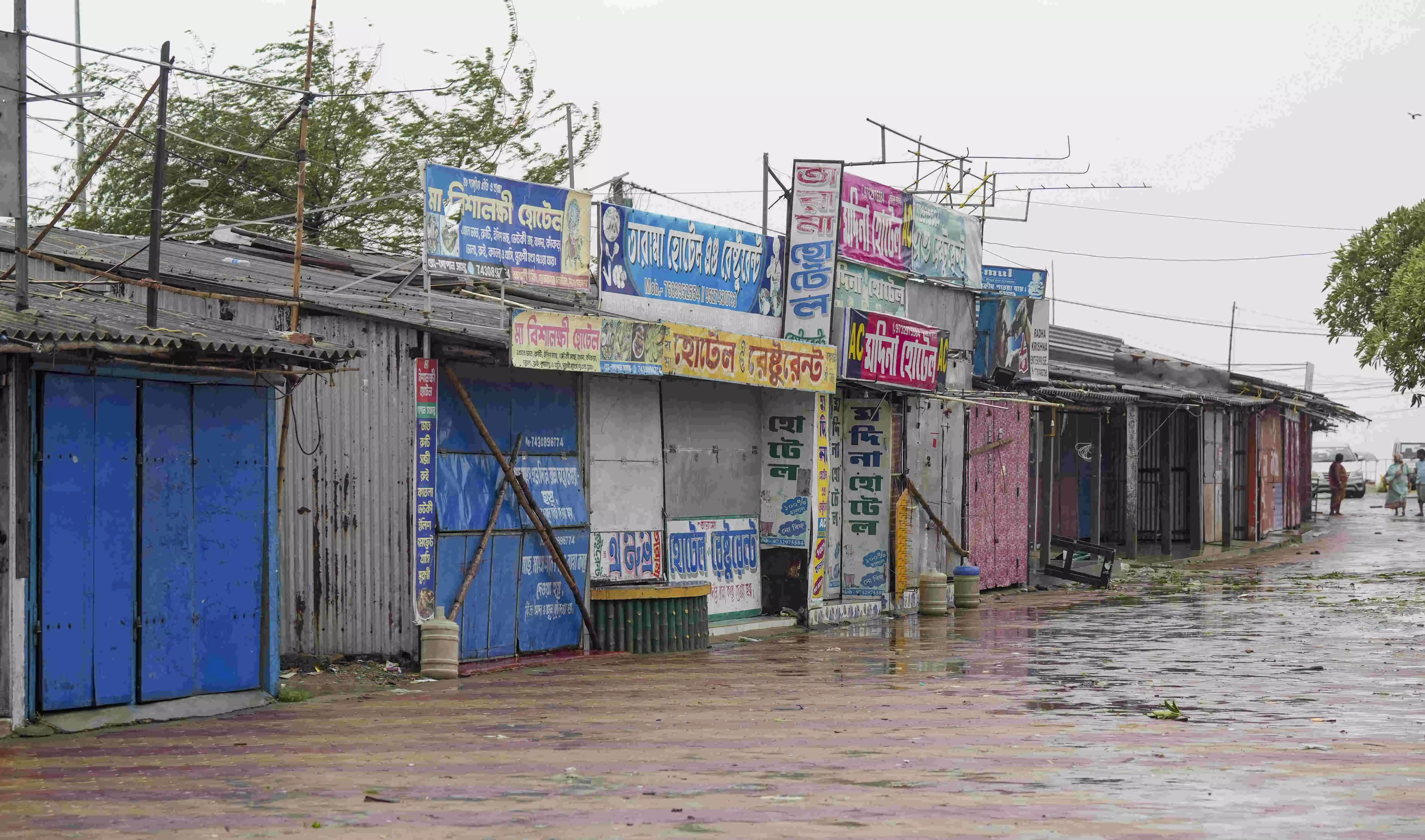 Mamata conducts aerial survey of cyclone-hit areas in South 24 Parganas Mamata conducts aerial survey of cyclone-hit areas in South 24 Parganas