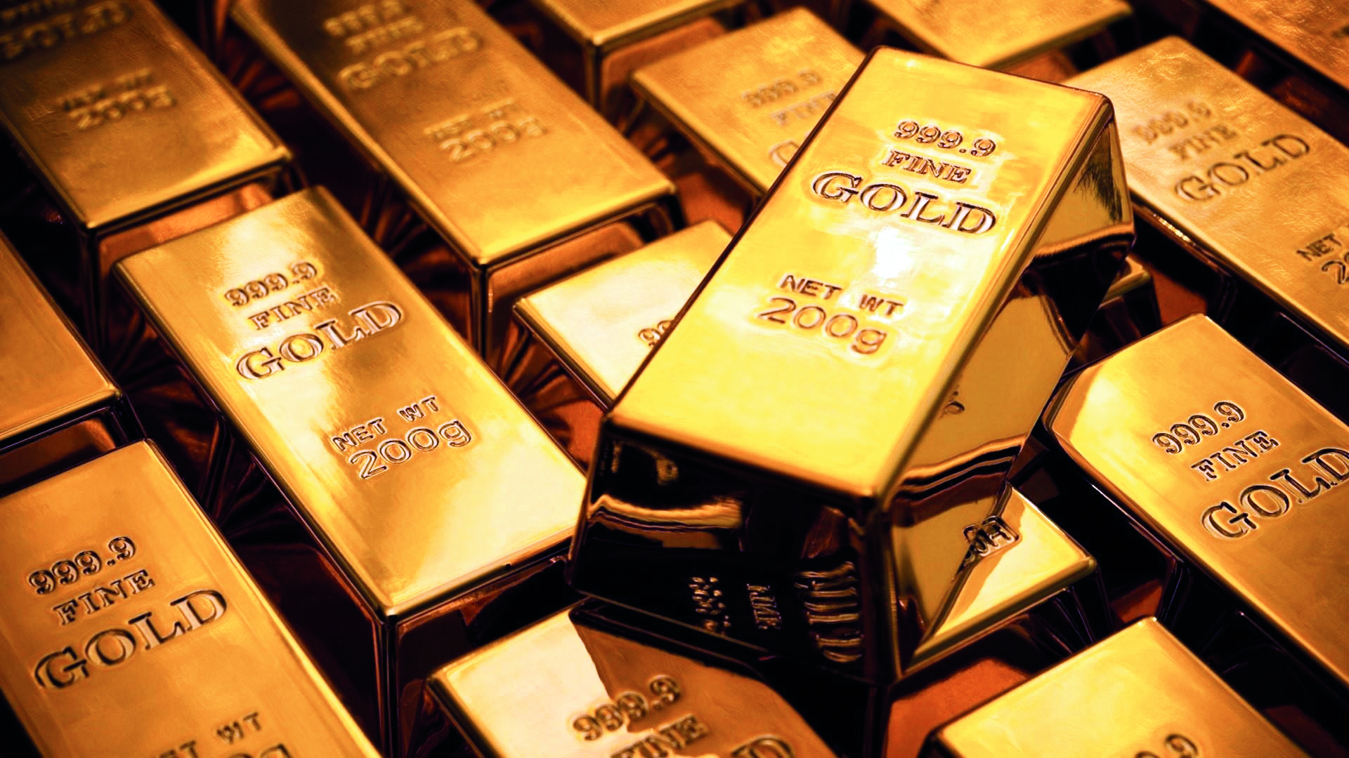 Gold tumbles `350 to `72,850 per 10 grams