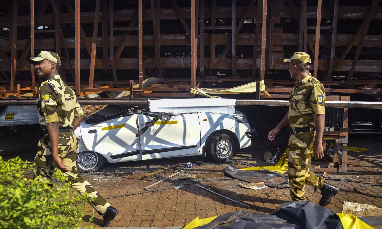 Mumbai hoarding collapse: Structural engineer remanded in police custody till June 5