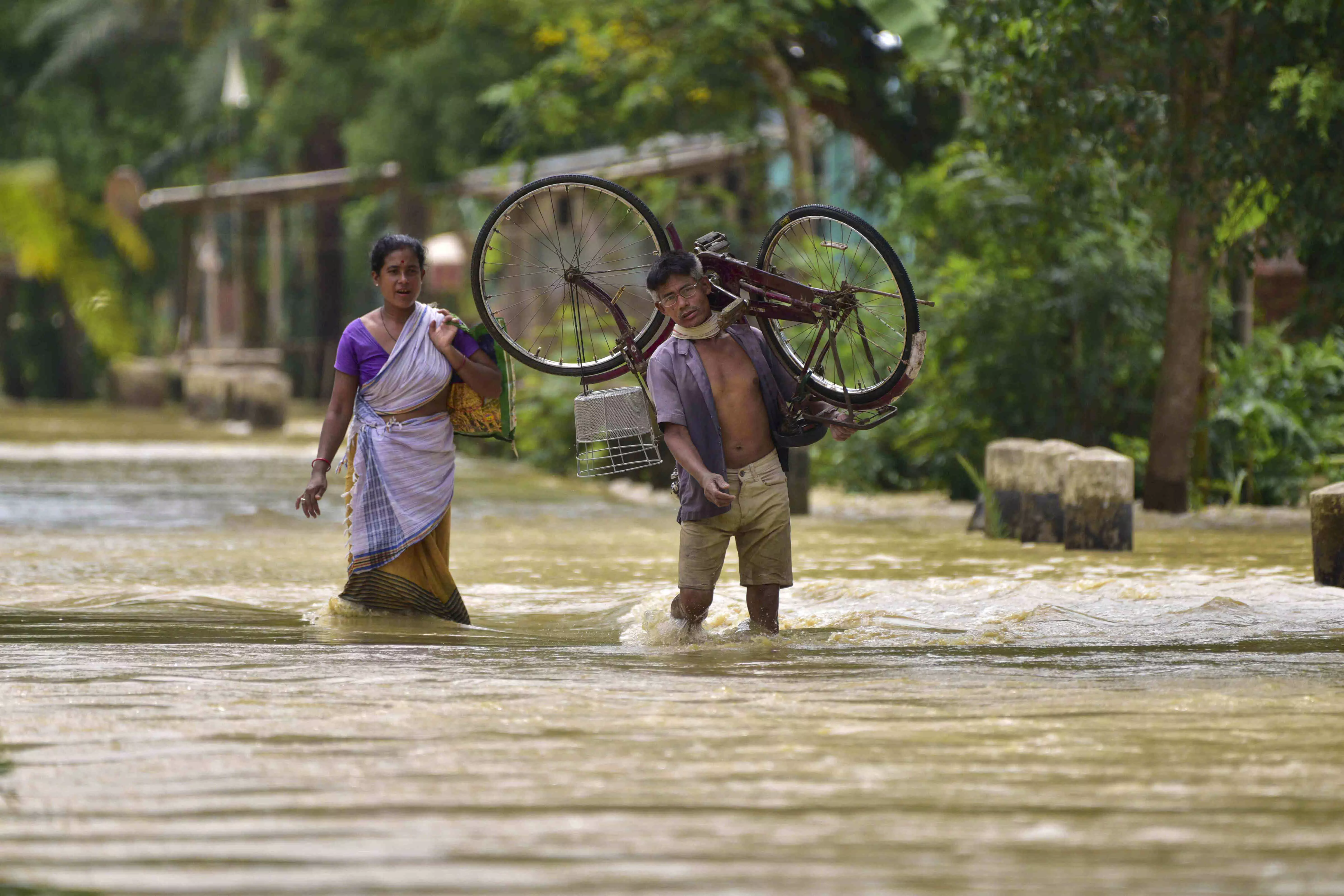 Assam flood: 6 lakh people affected in 10 districts Assam flood: 6 lakh people affected in 10 districts