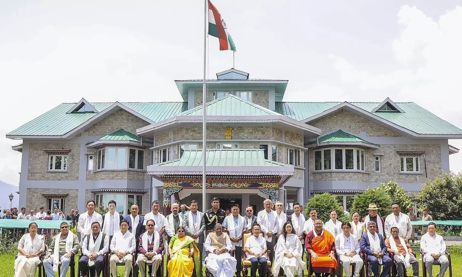 Tamang meets Governor, stakes claim to form new govt