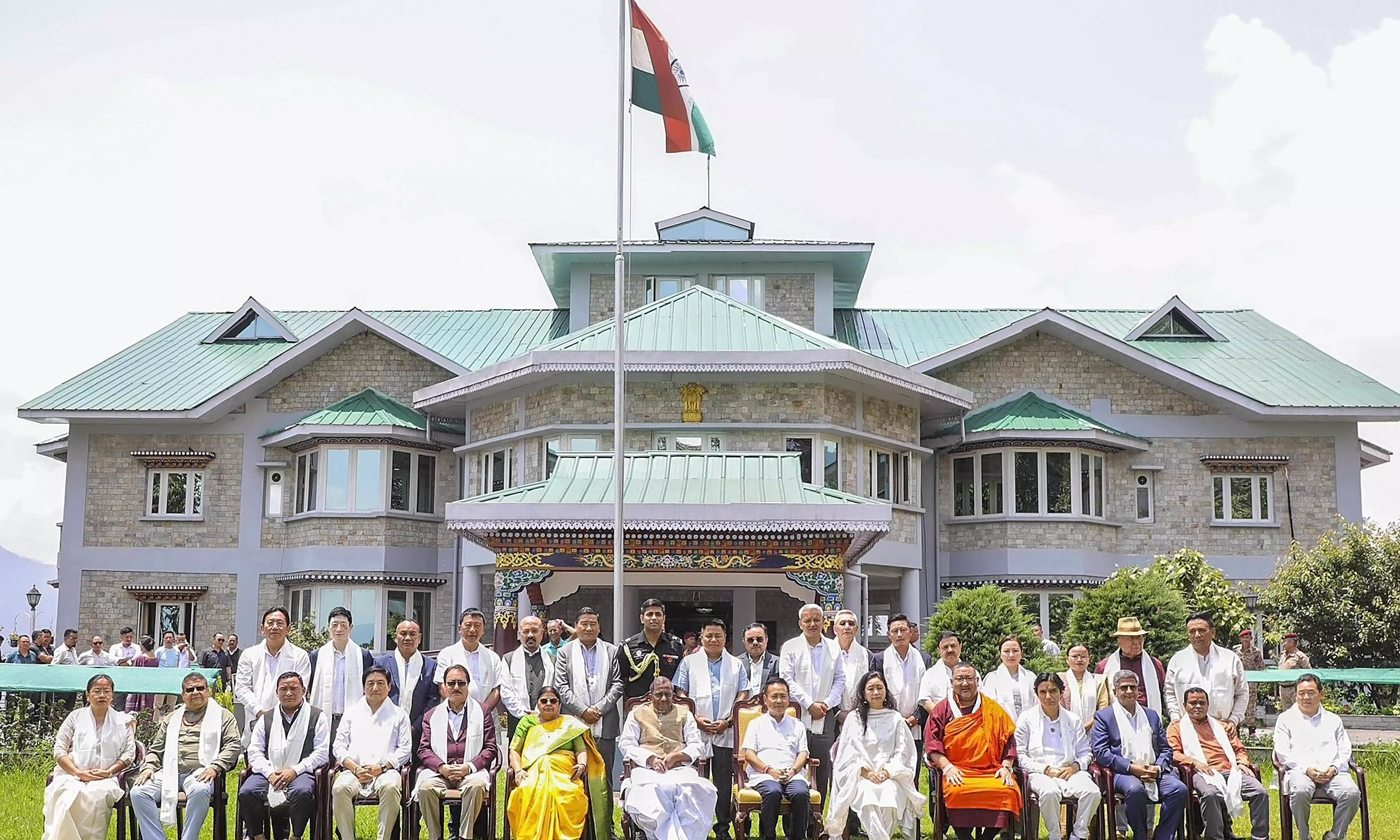 Tamang meets Governor, stakes claim to form new govt