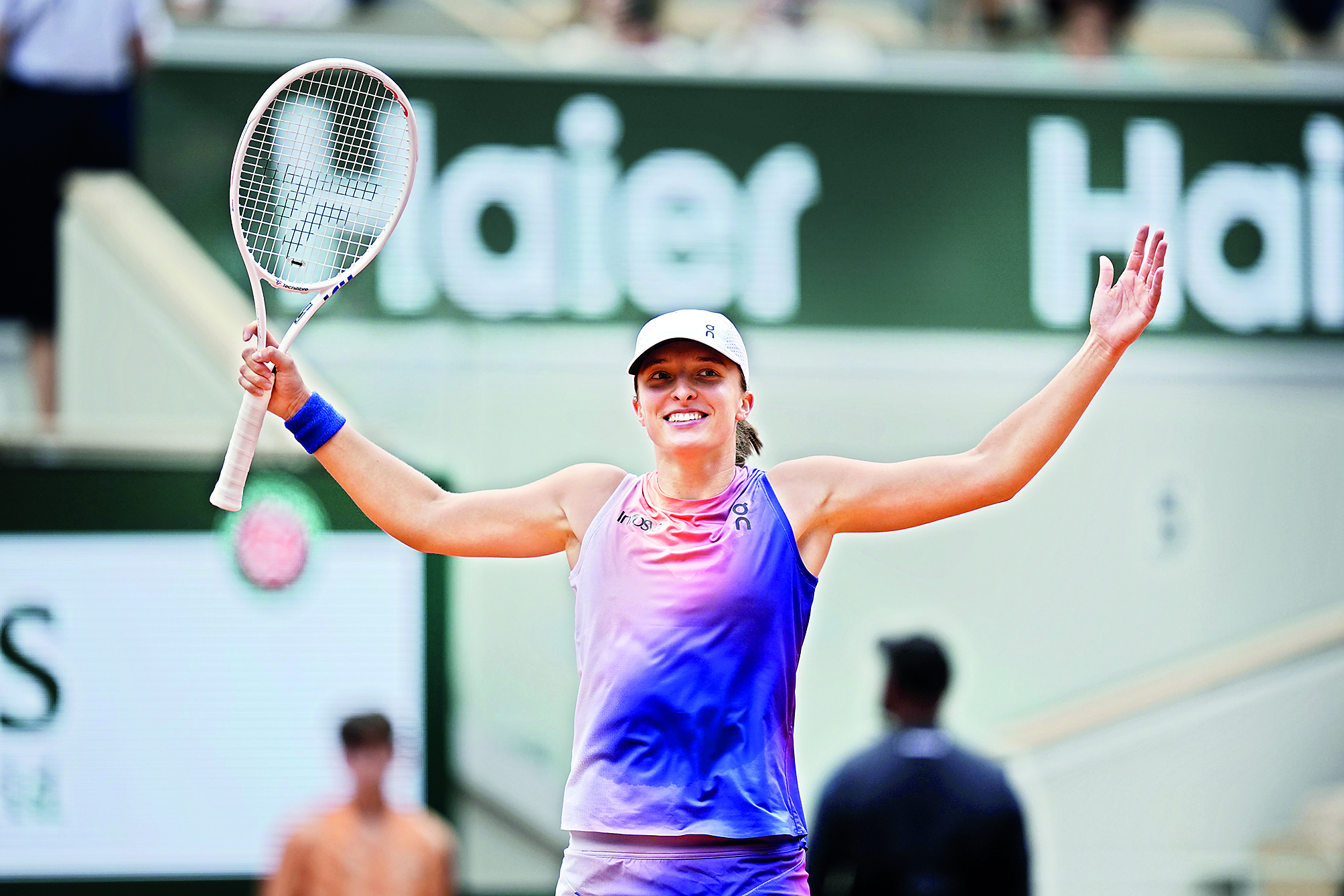 Coco Gauff returns to French Open SFs; Iga could be next