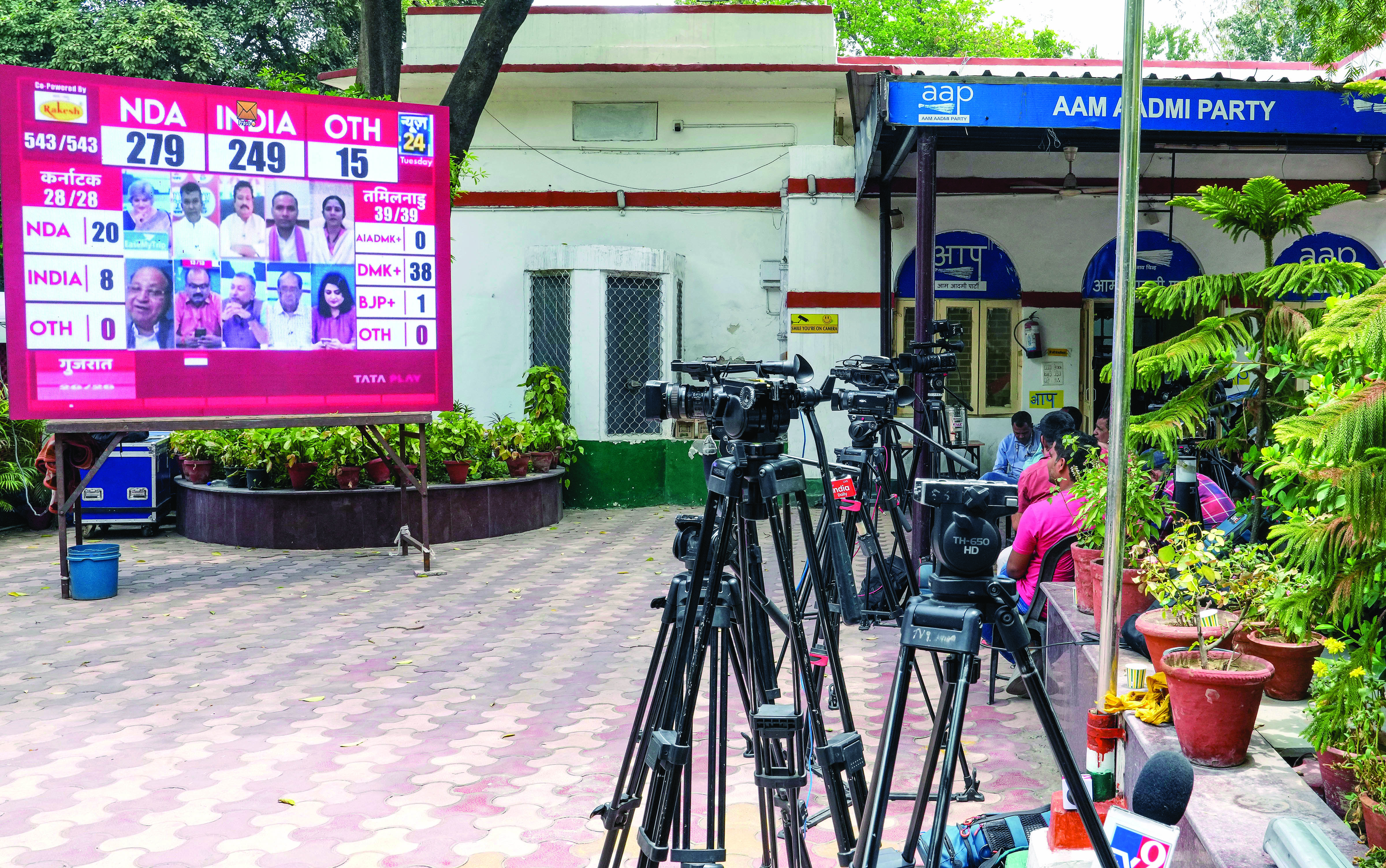 Kejriwal’s bail, campaign fail to make an impact