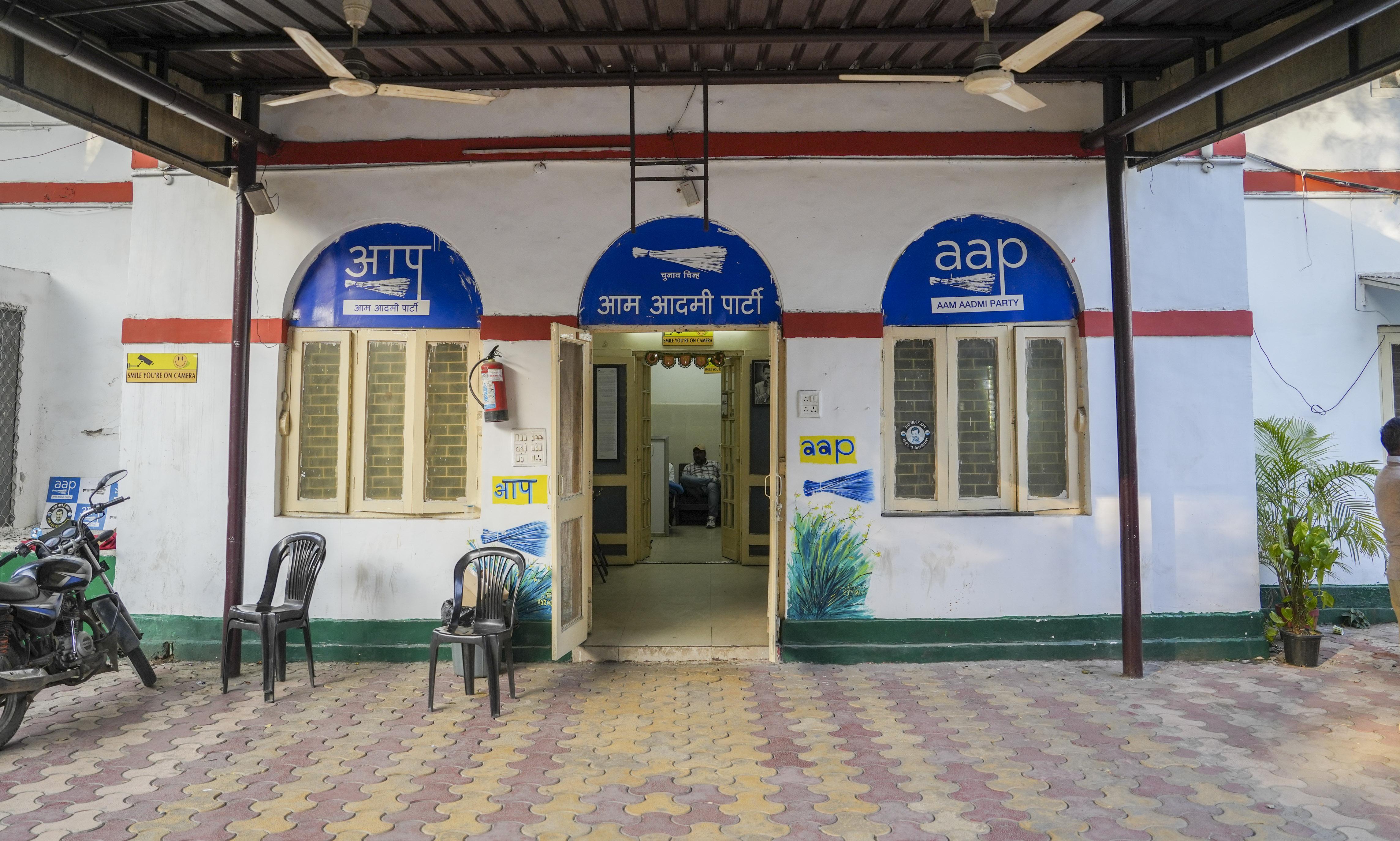 Delhi HC orders centre to allot office space to AAP within six weeks