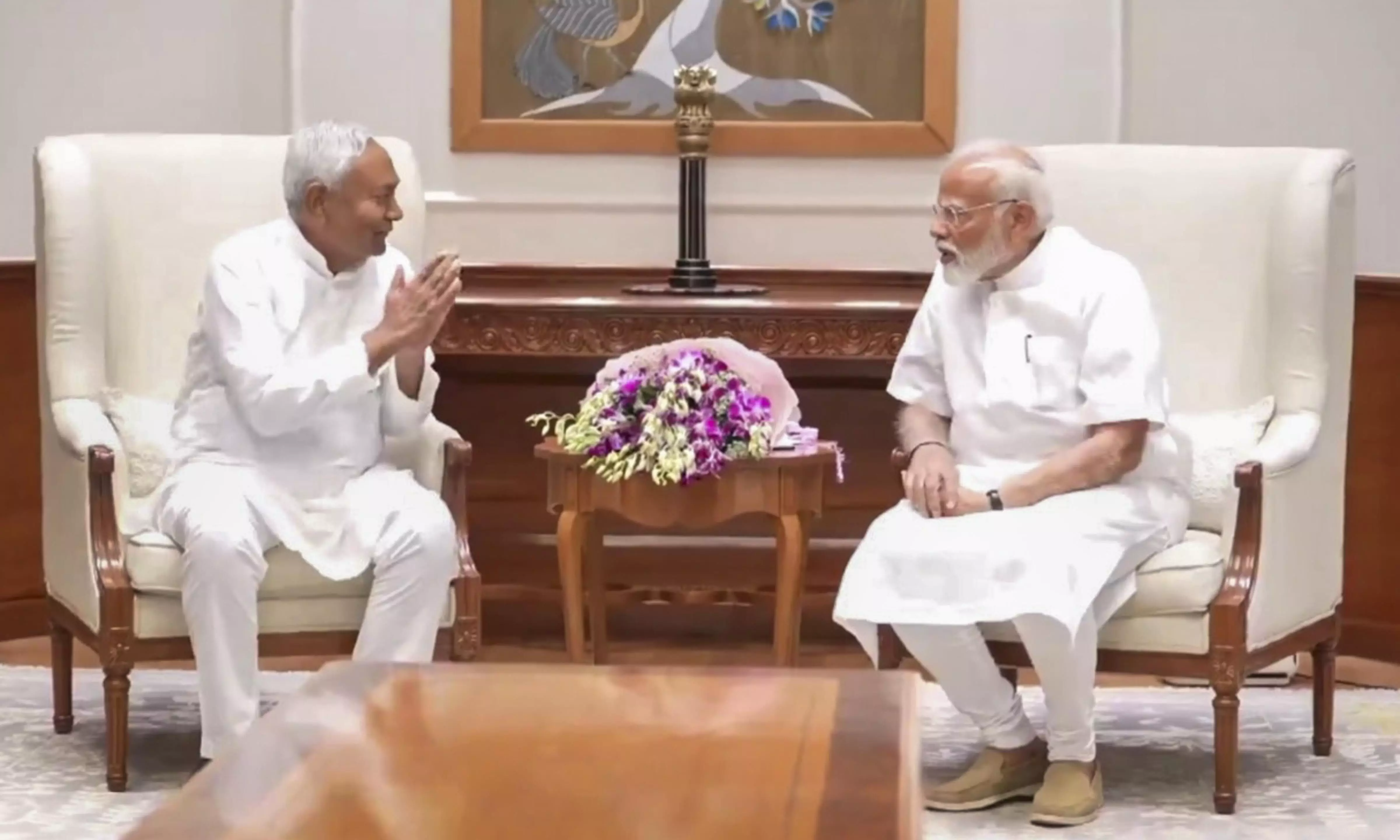 Nitish Kumar holds key as NDA and INDIA coalition seek majority