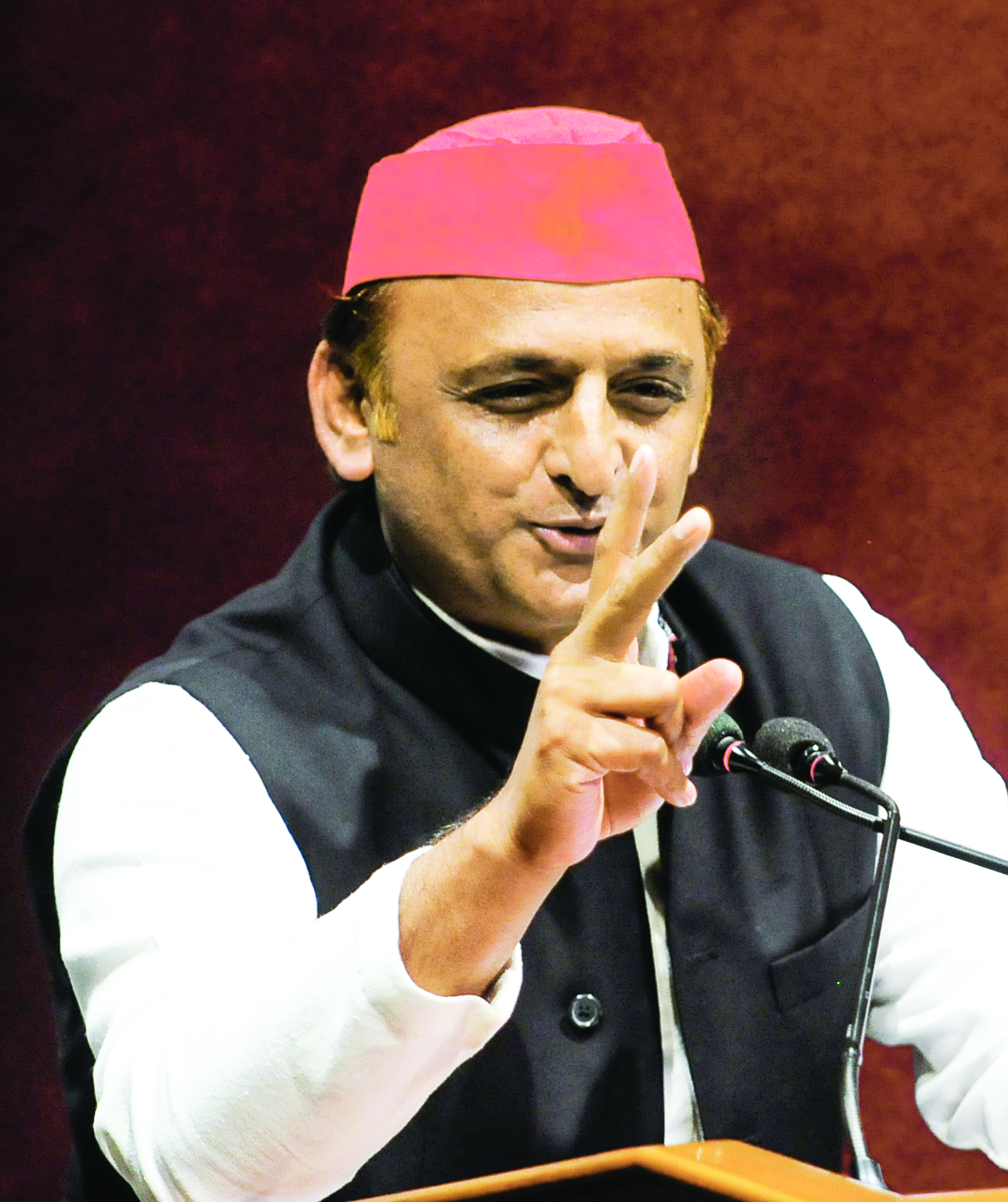 SP Chief Akhilesh Yadav poised for bigger role in national politics SP Chief Akhilesh Yadav poised for bigger role in national politics