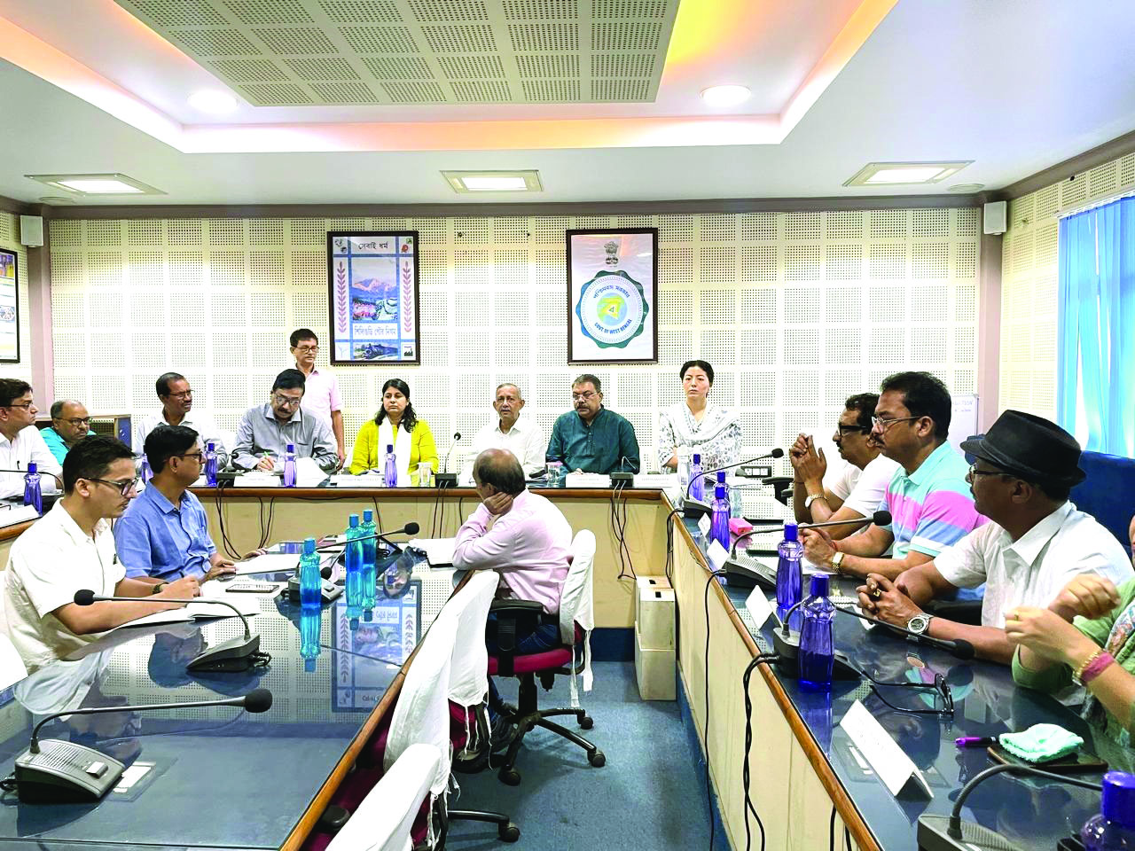 Siliguri: Mayor holds meets to help prevent spread of dengue Siliguri: Mayor holds meets to help prevent spread of dengue