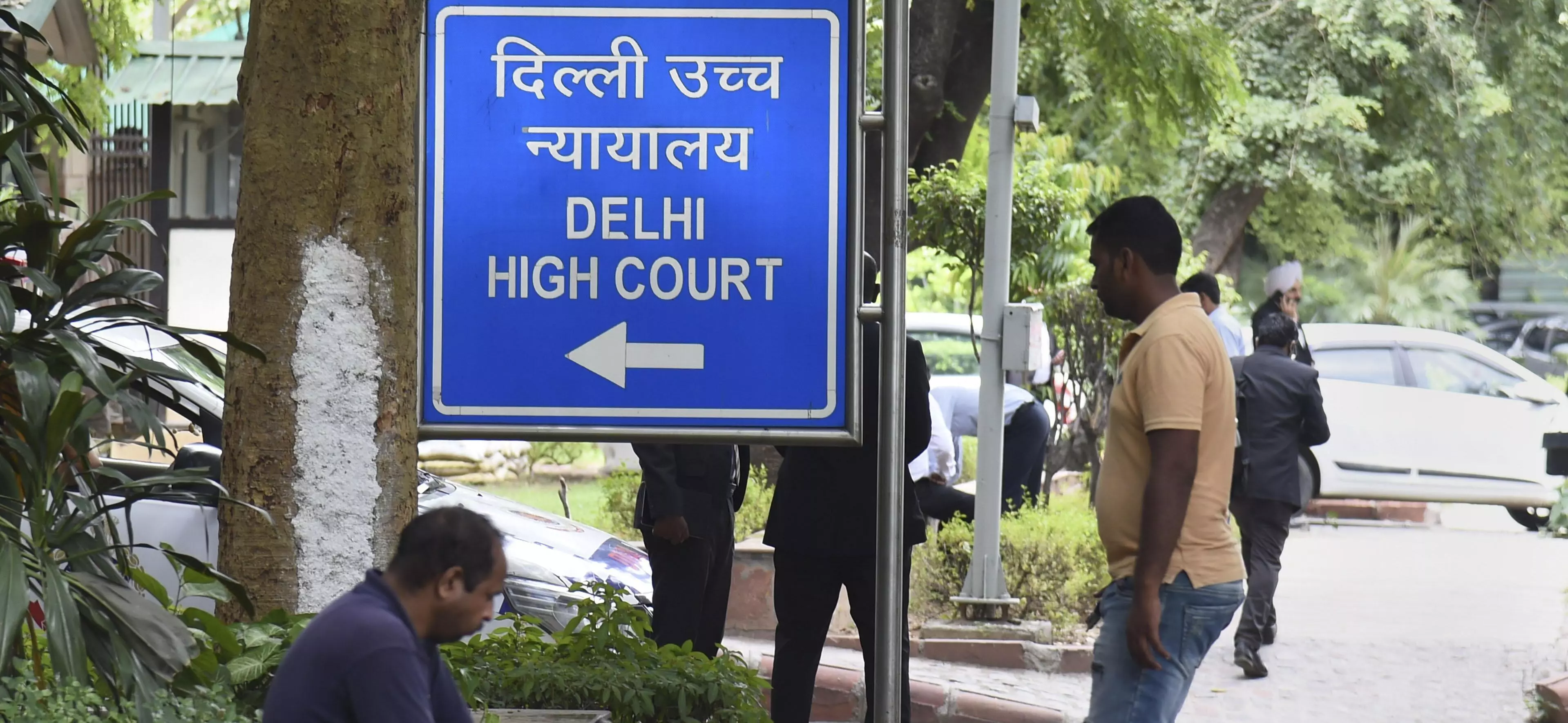 Kalkaji Temple stage collapse: HC urges police action
