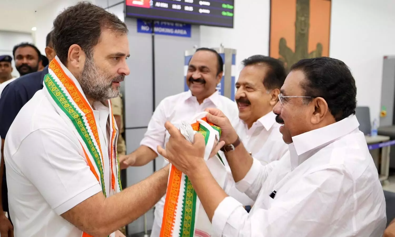 Rahul Gandhis tough choice: Wayanad or Rae Bareli for LS seat?