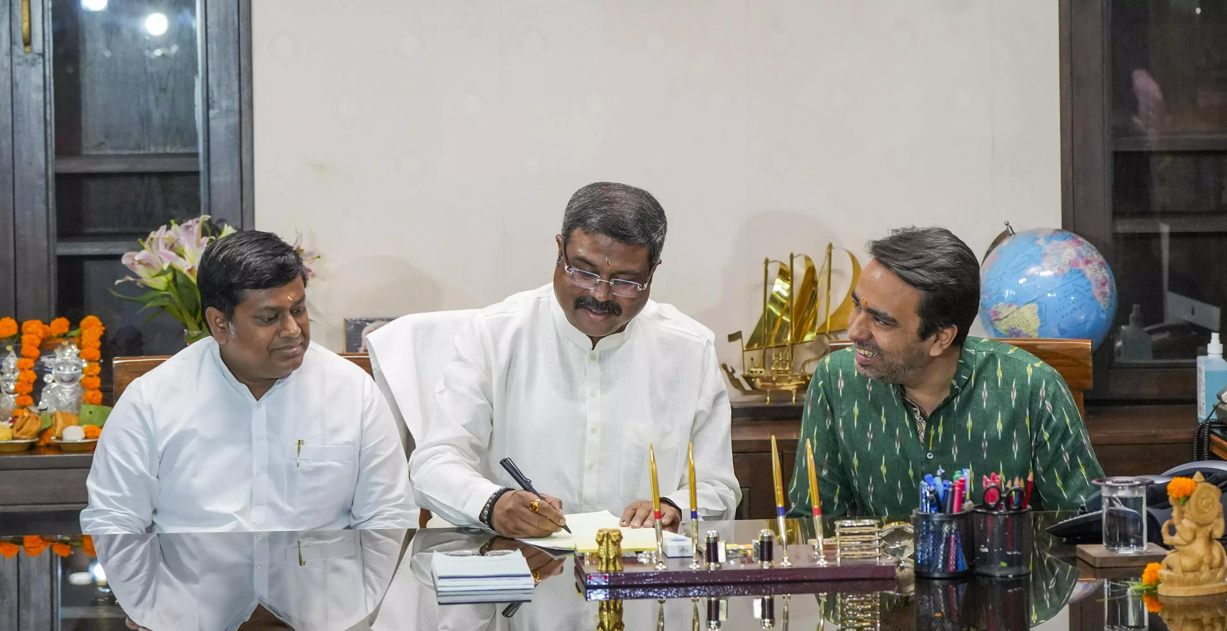 No NEET-UG paper leak evidence, corruption claims baseless: Education Minister No NEET-UG paper leak evidence, corruption claims baseless: Education Minister