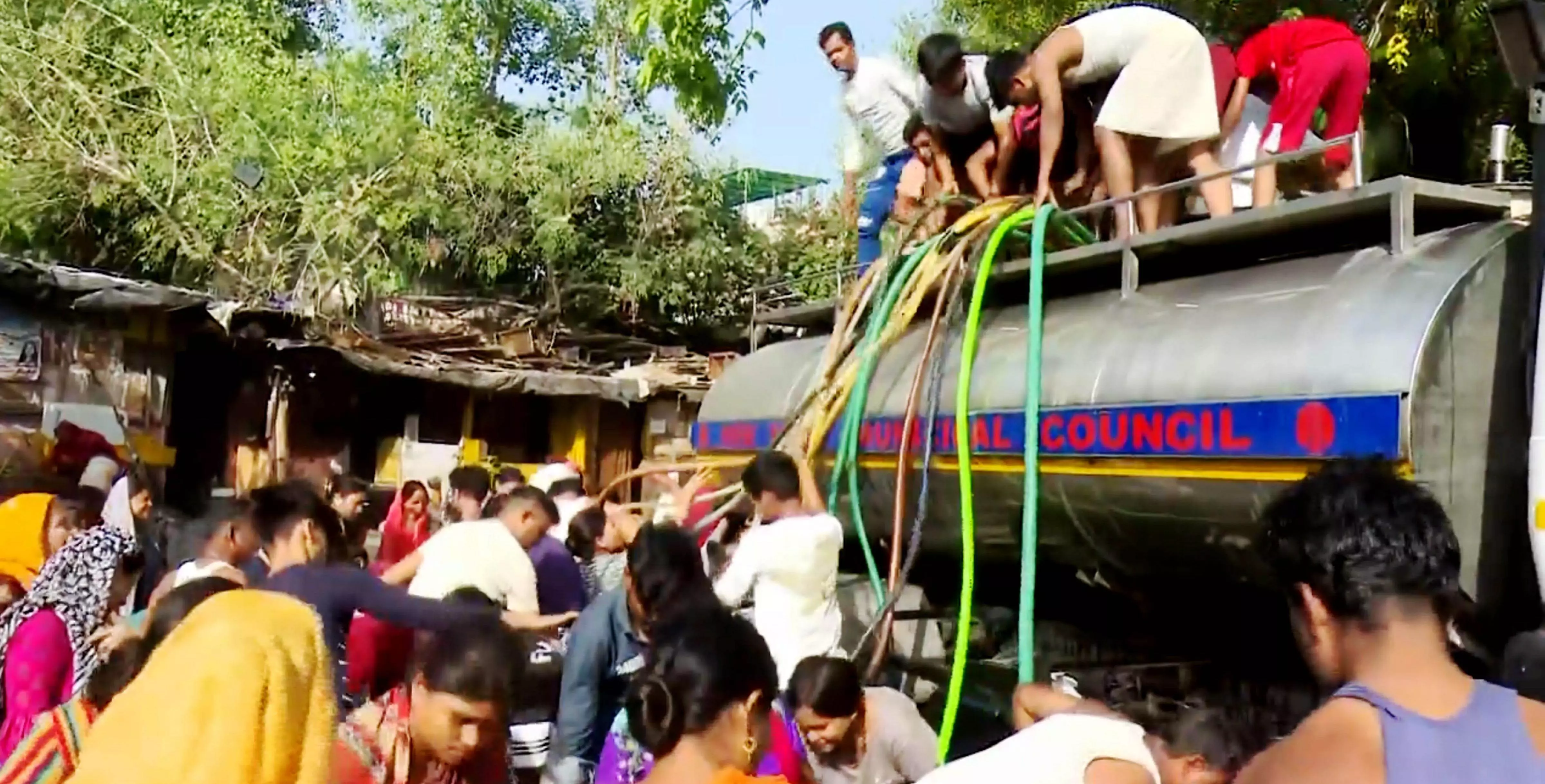 Two tankers seized for stealing water from Munak canal in Delhi