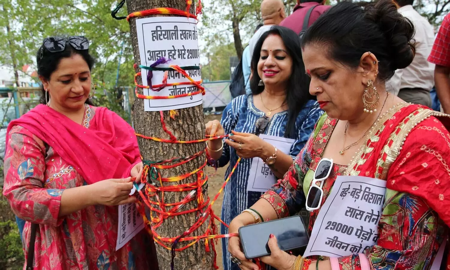 Won’t allow trees to be felled for VVIP bungalows in Bhopal, citizens vow