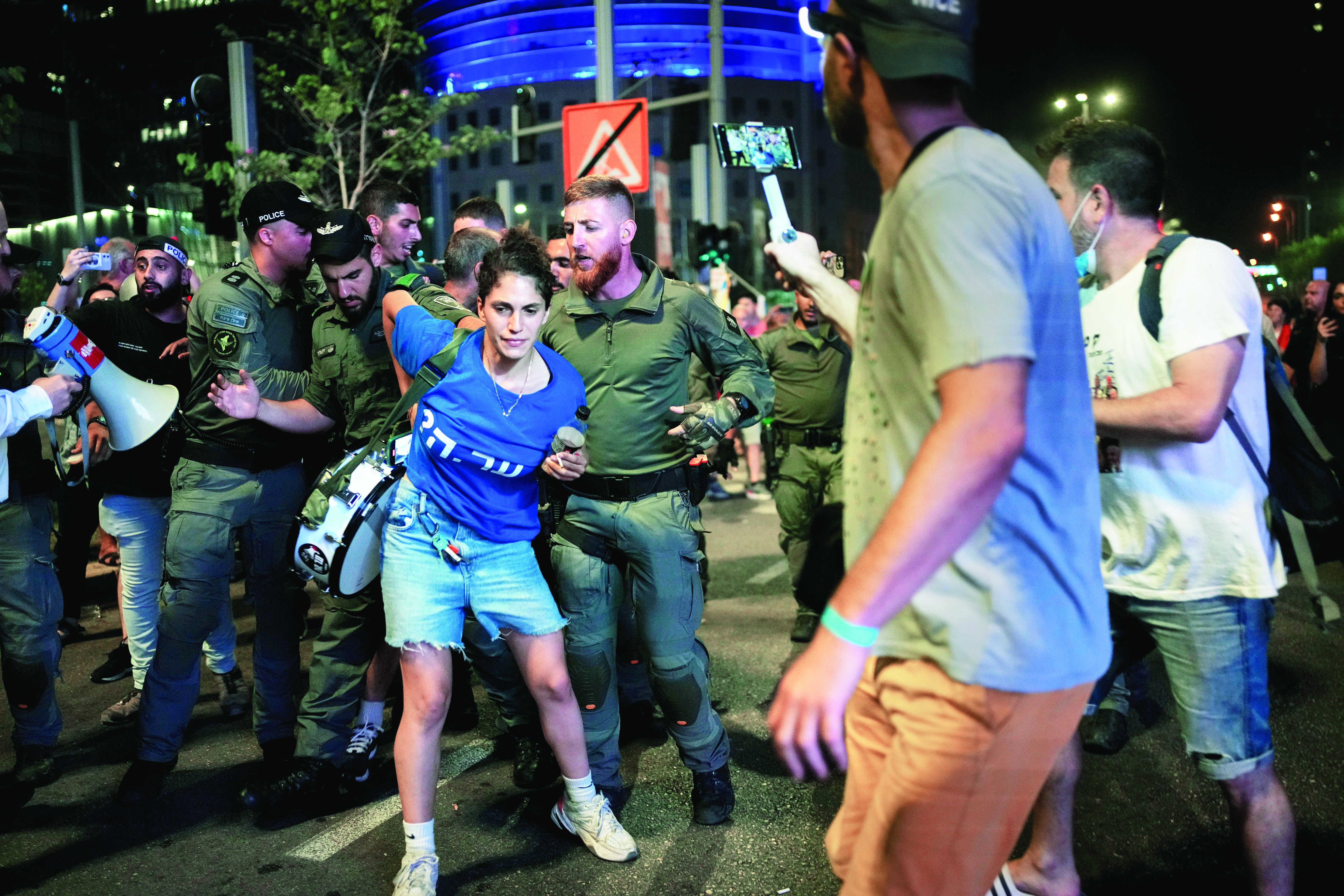 Netanyahu dissolves War Cabinet Netanyahu dissolves War Cabinet