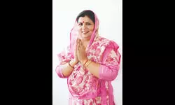 Himachal CM Sukhu fields his wife Kamlesh Thakur for Dehra bypoll Himachal CM Sukhu fields his wife Kamlesh Thakur for Dehra bypoll