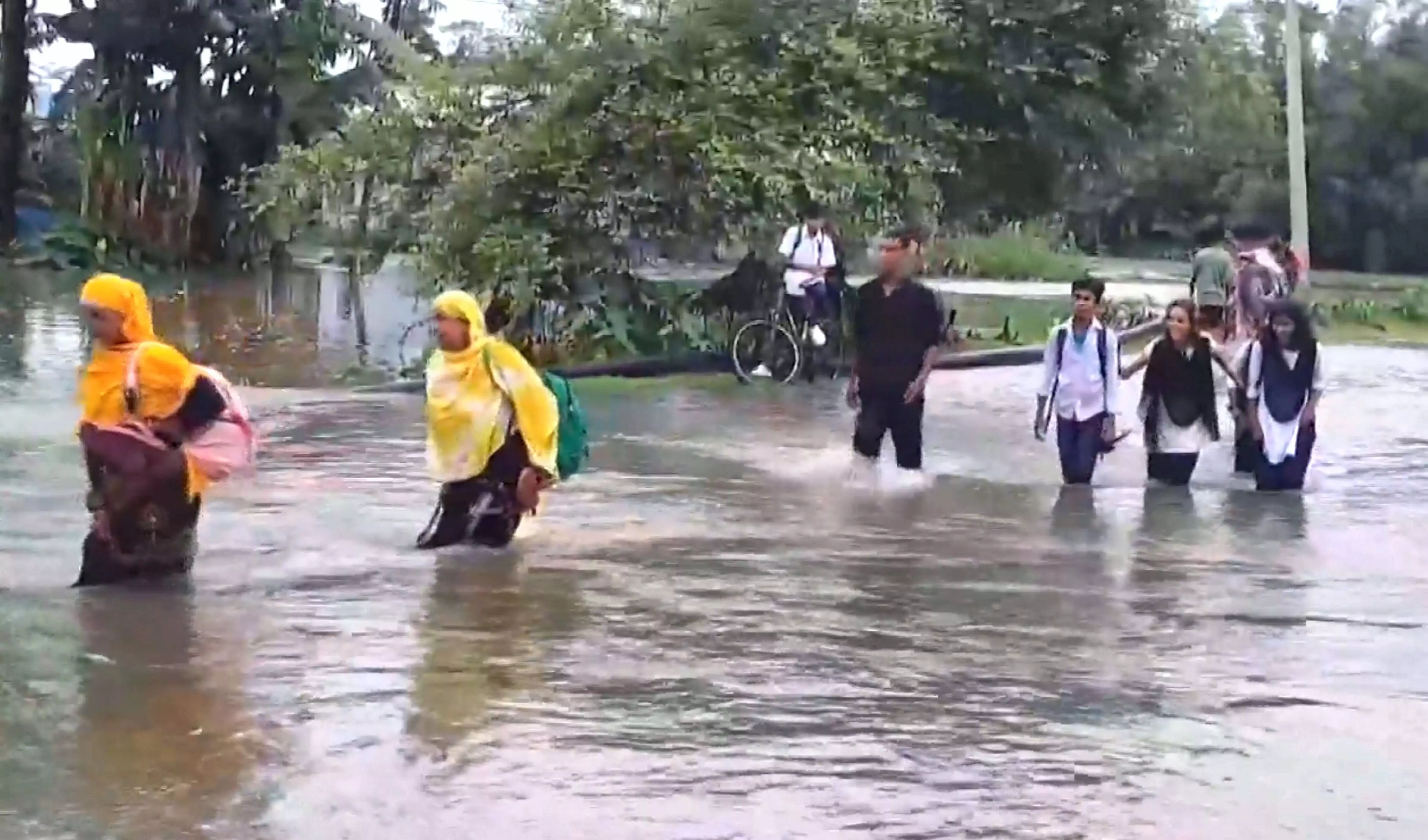 People betrayed by Modi-Shah promise of making Assam flood free: Mallikarjun Kharge