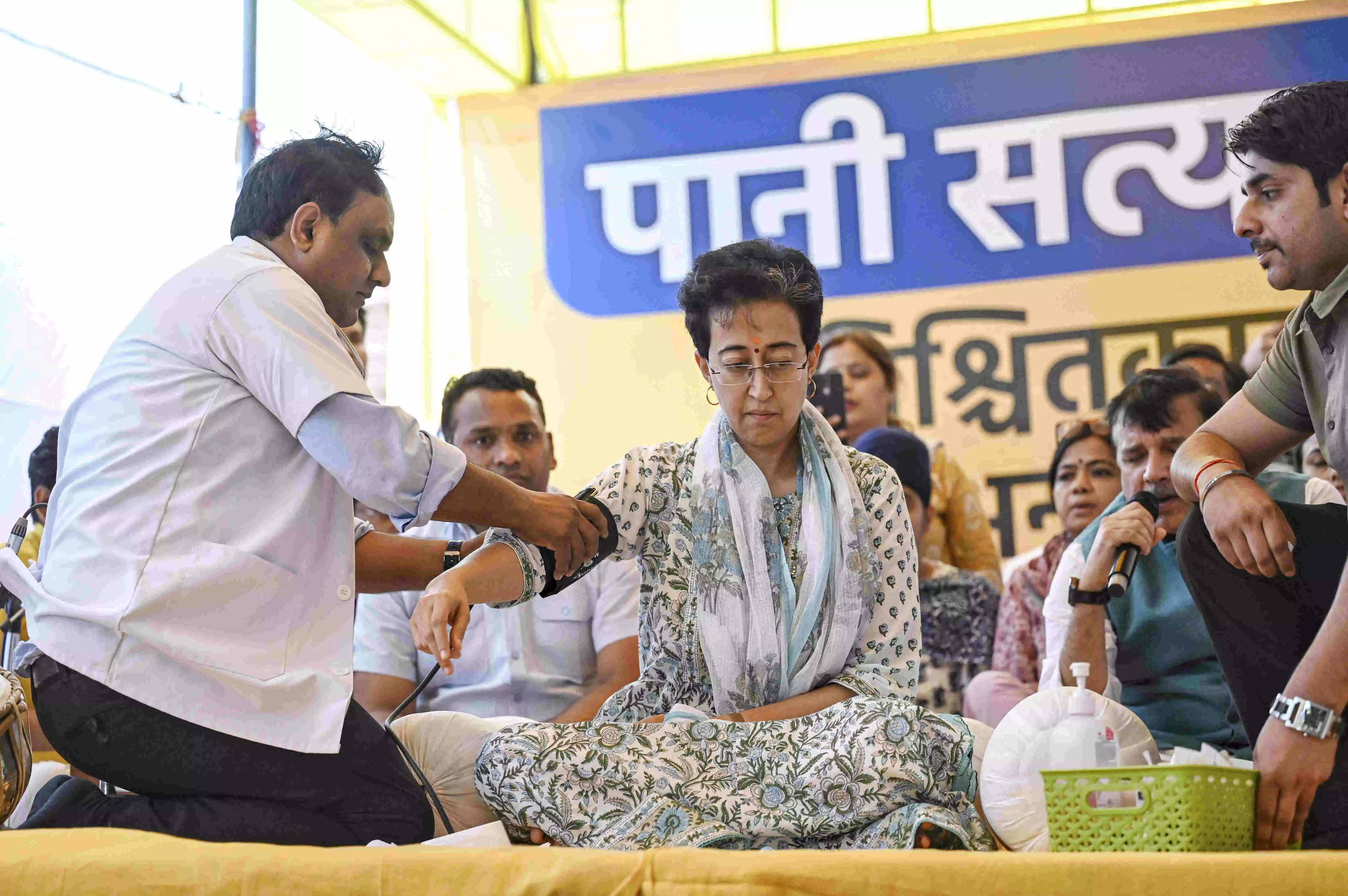 Atishis blood sugar, pressure levels dip on 2nd day of hunger strike