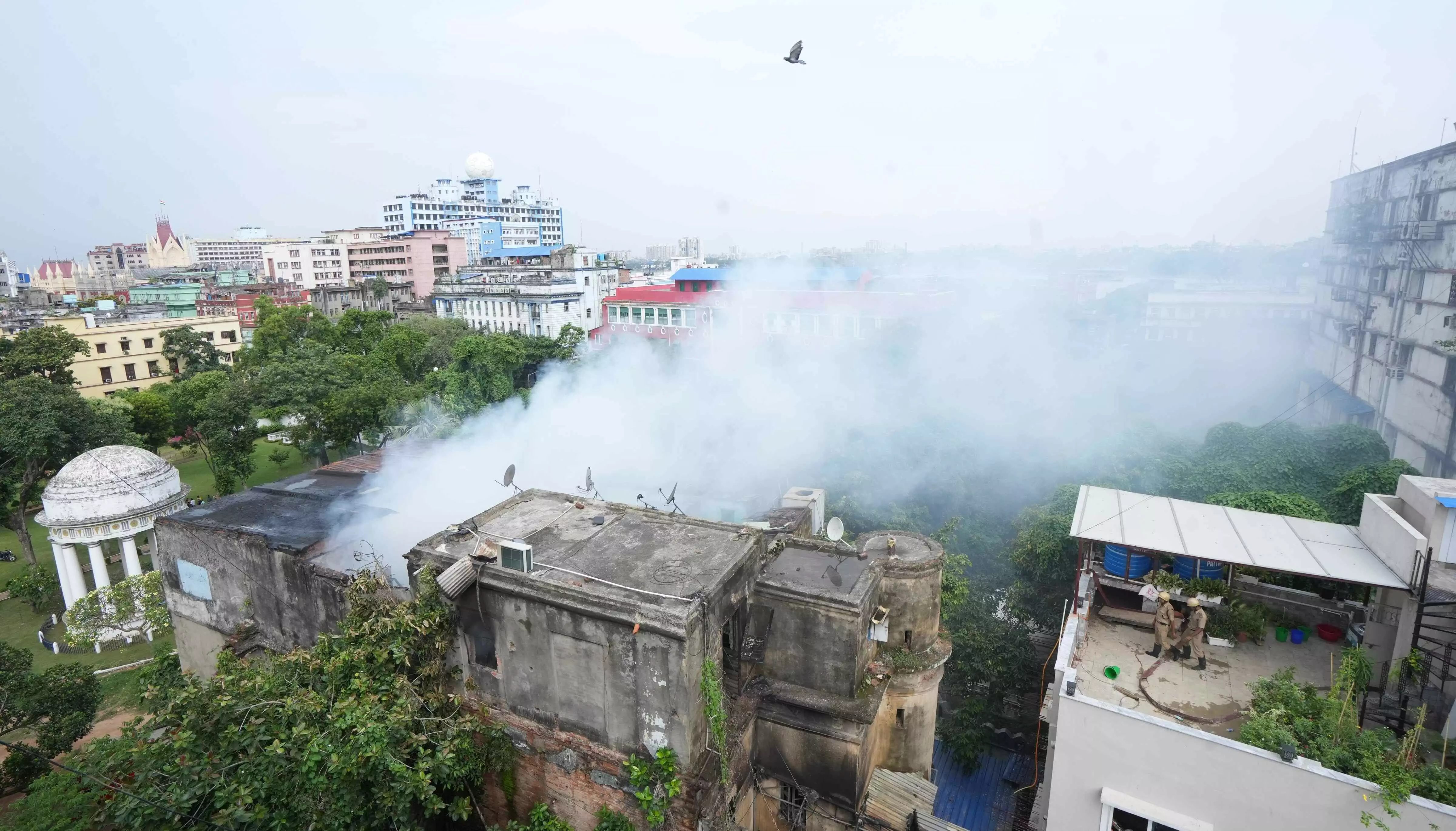 Two fire incidents in Kolkata; no report of any injury Two fire incidents in Kolkata; no report of any injury