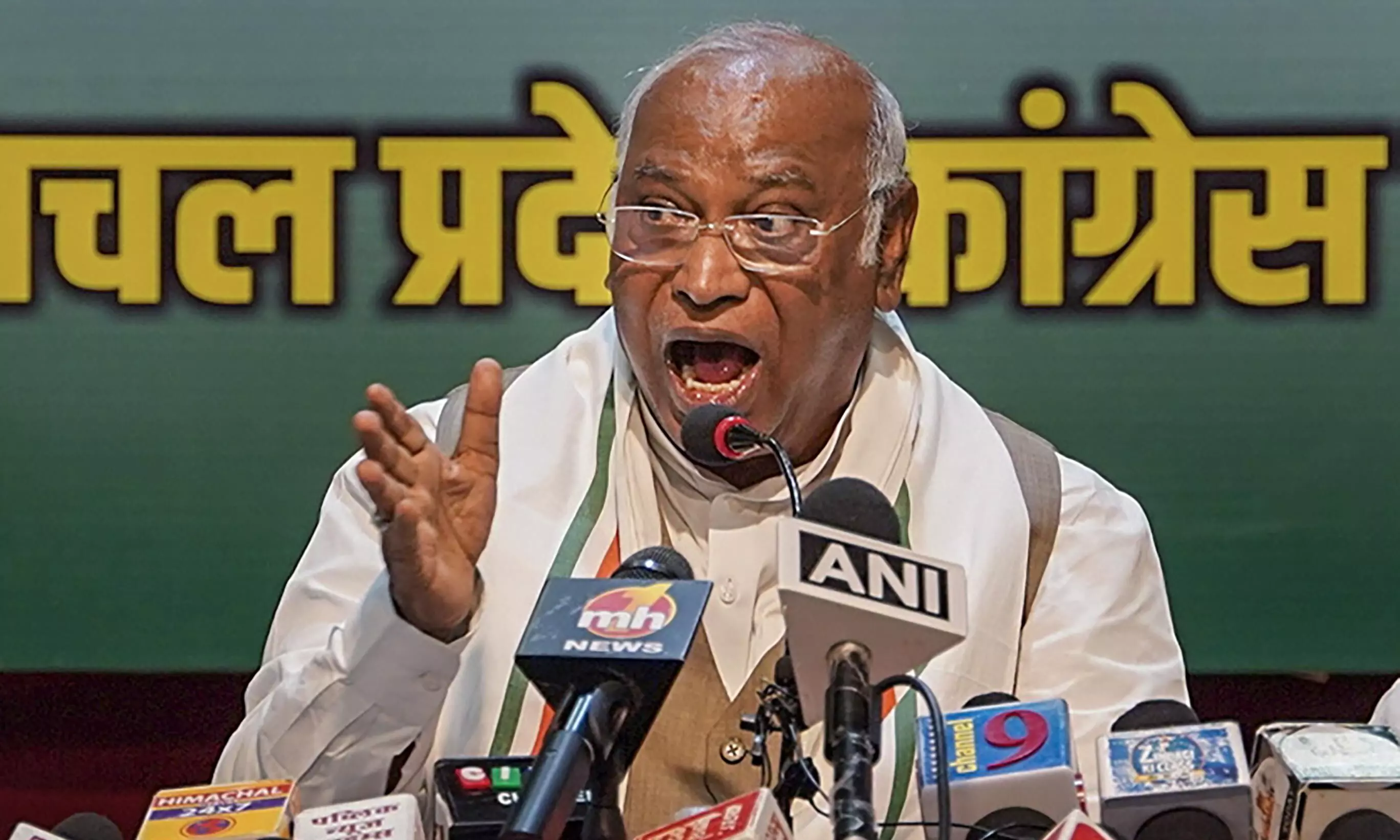 No evidence he understood true meaning of peoples verdict: Cong on PMs pre-session remarks
