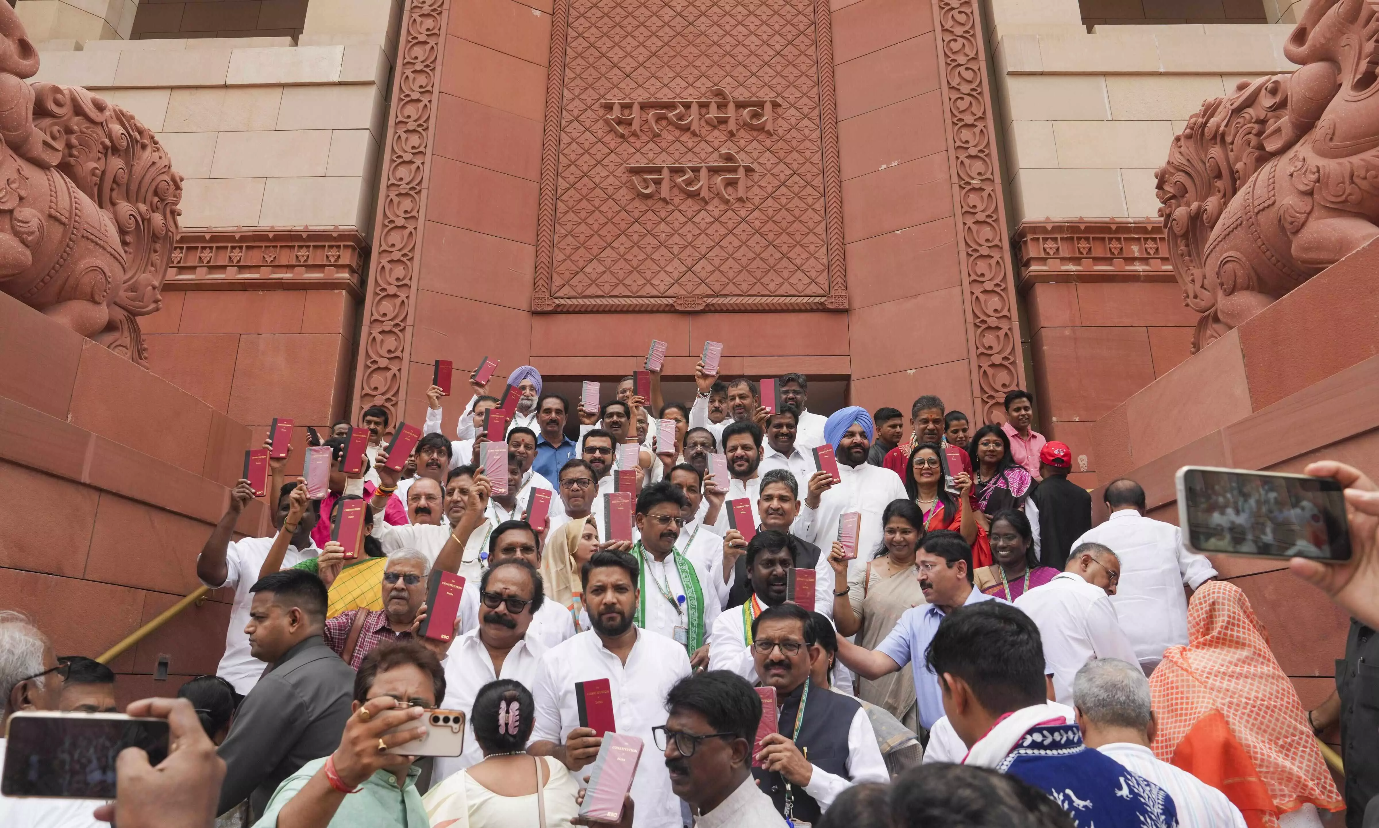 Oppn slams Modis Emergency remark, calls for focus on current issues