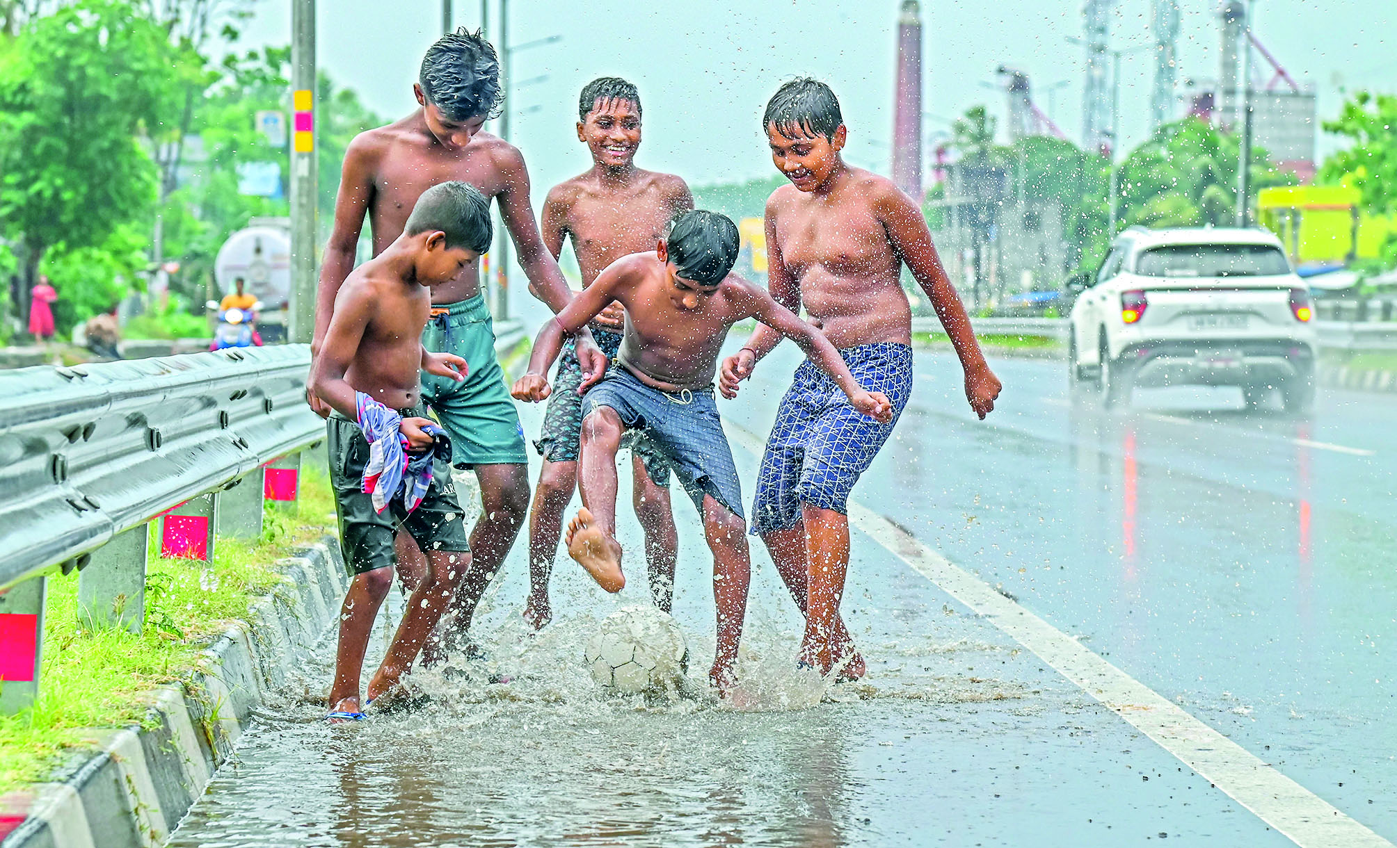 Kolkata likely to witness partial cloudy sky in next 48 hours: MeT