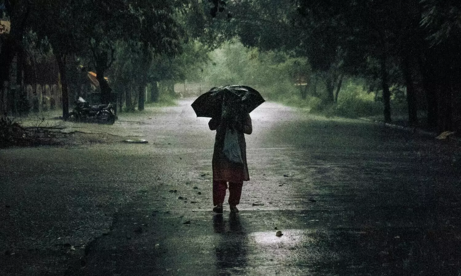 Rain in Delhi brings respite from heat