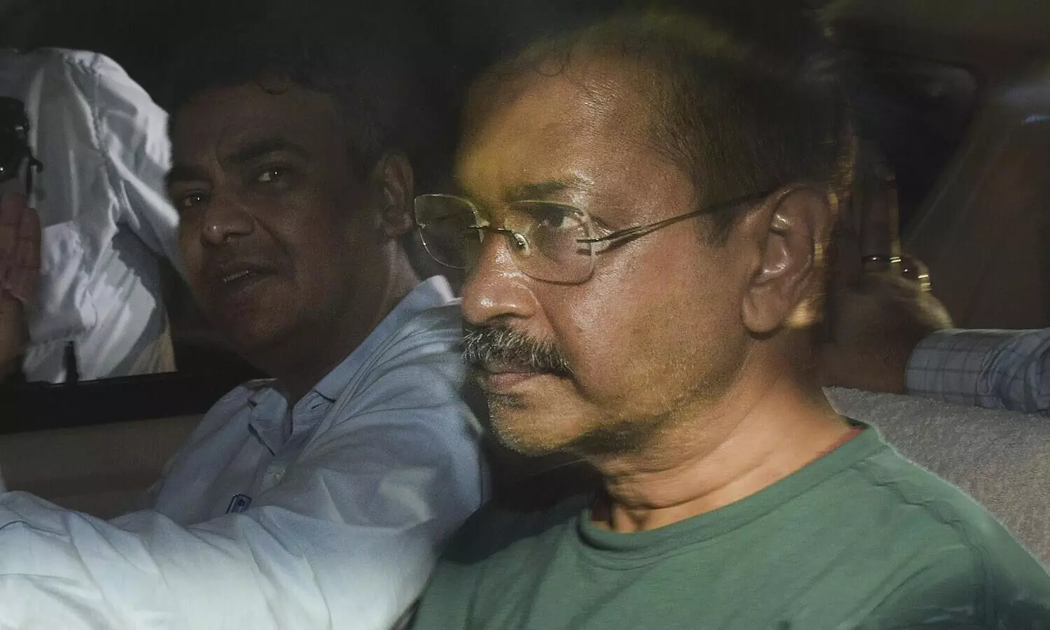 Court orders Kejriwals custody; CBI tactics under scrutiny Court orders Kejriwals custody; CBI tactics under scrutiny