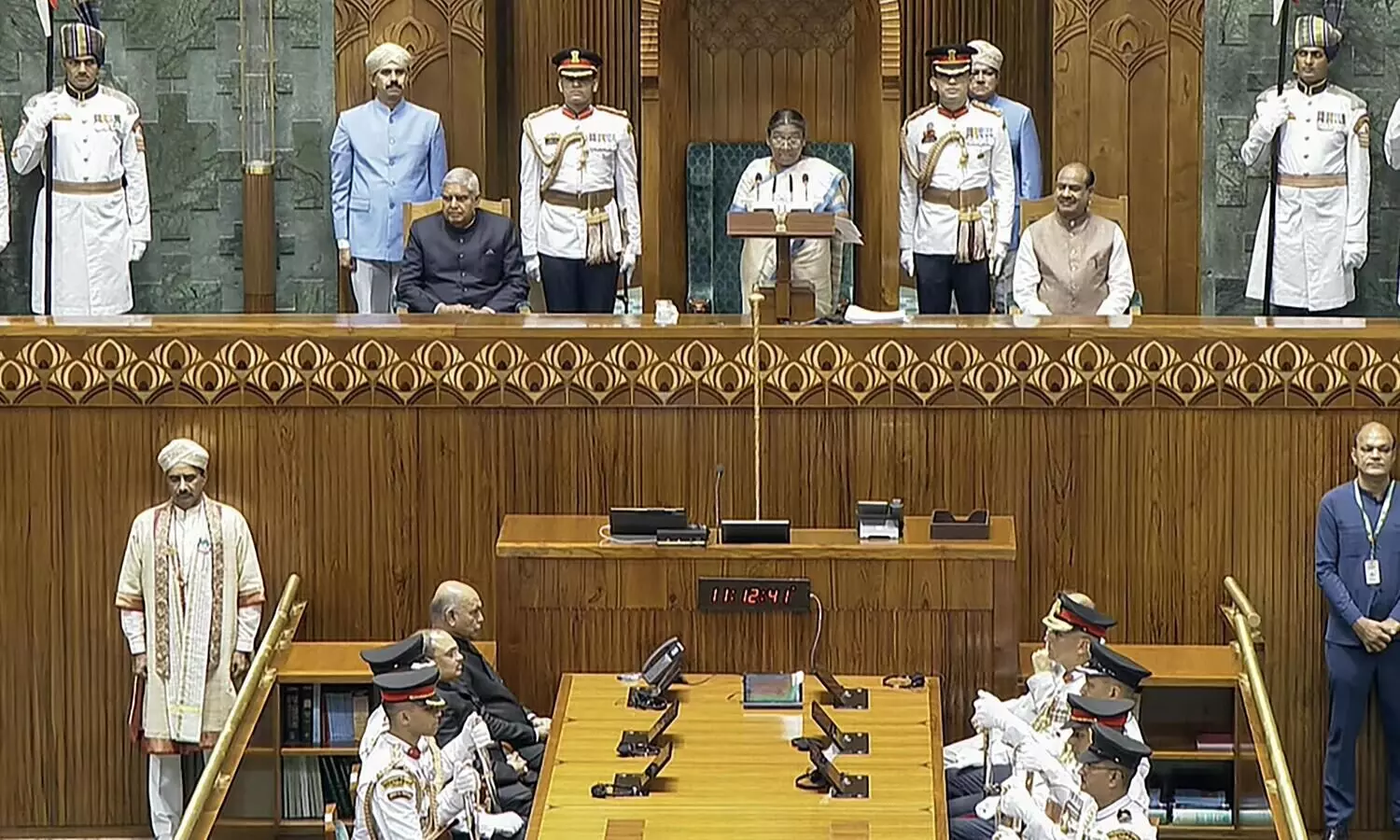 Governments script, full of lies: Oppn leaders on Presidents address to Parliament