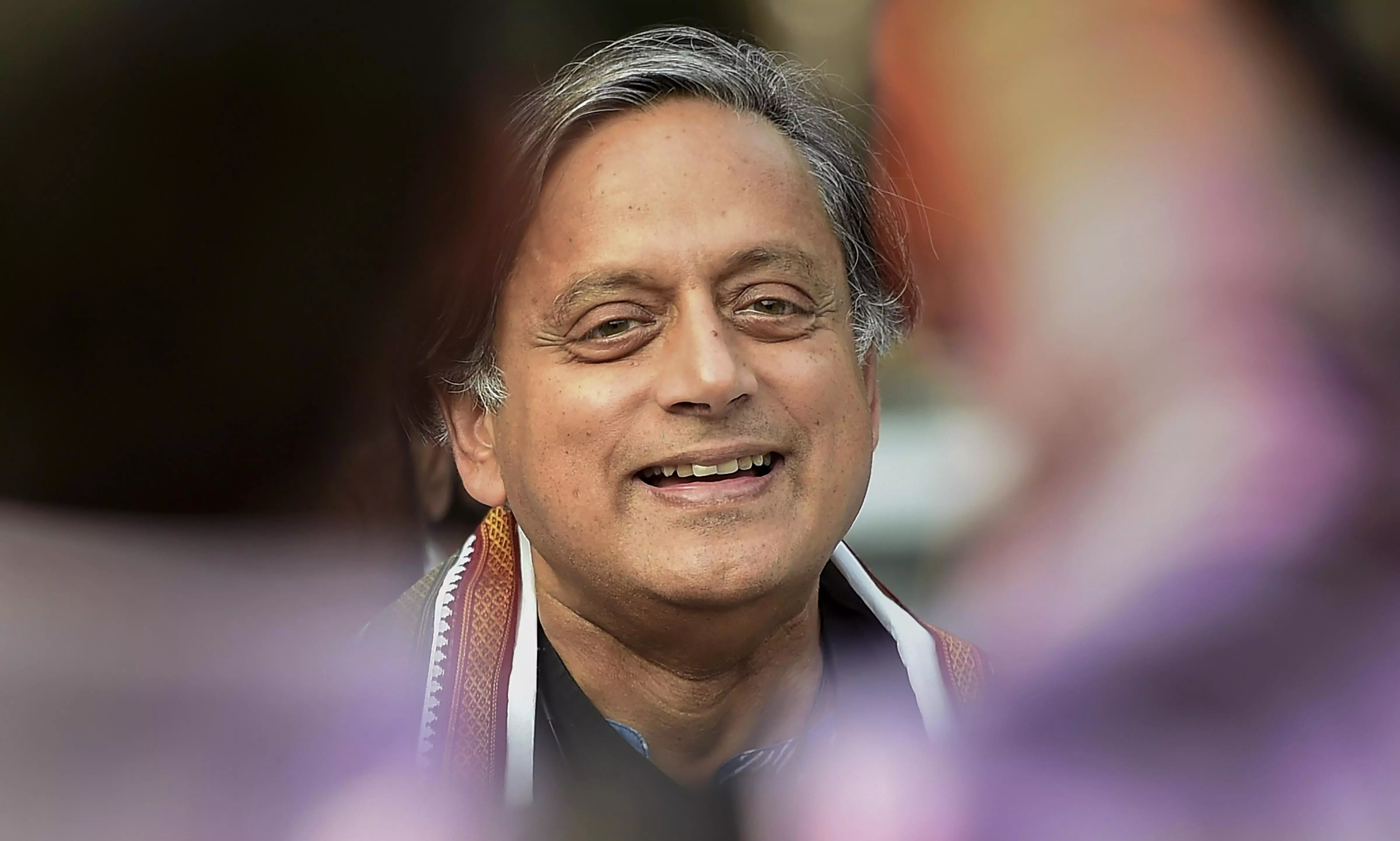 Tharoor takes oath as LS member Tharoor takes oath as LS member