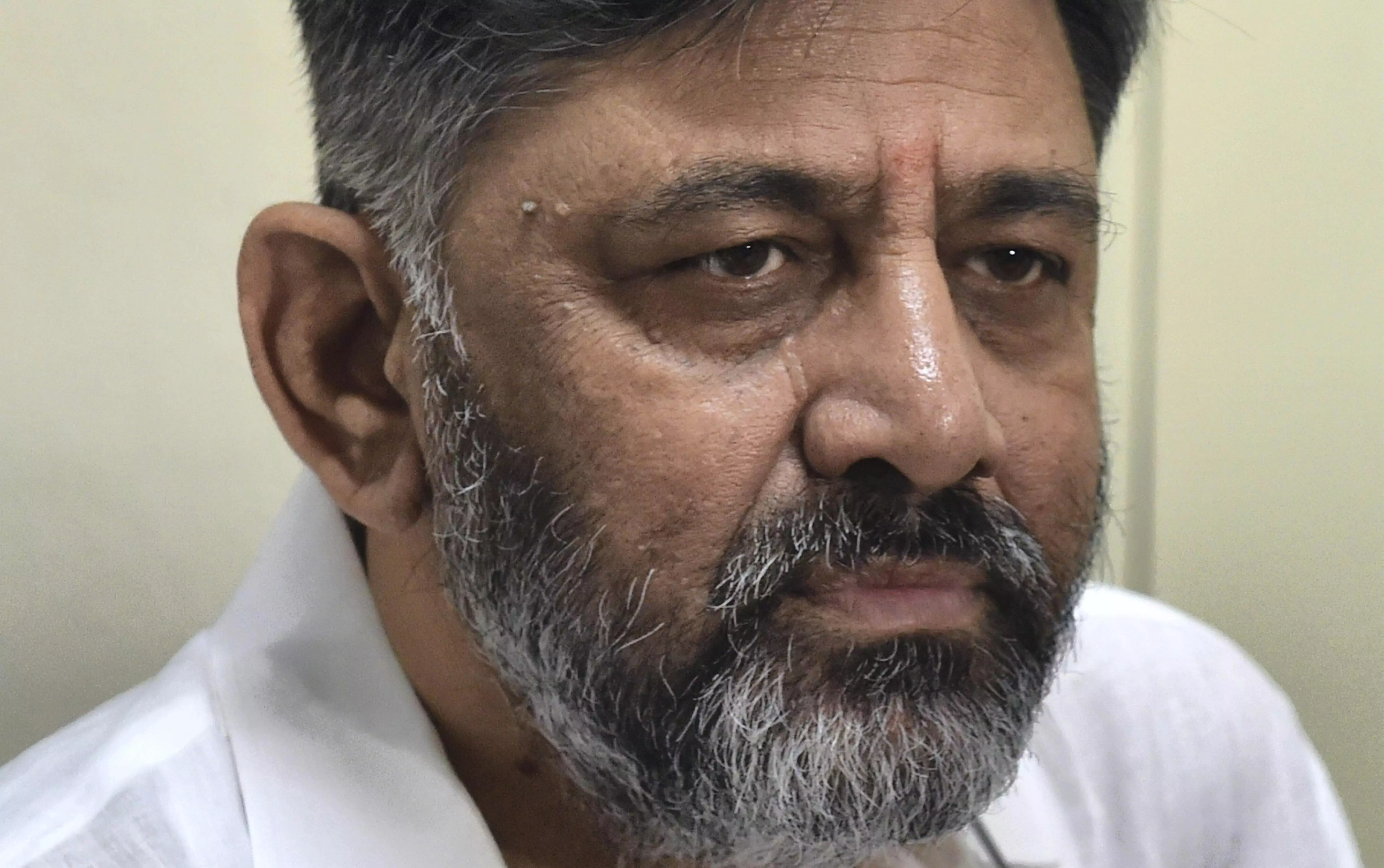 Shivakumar asks Cong leaders to refrain from comments on leadership issue in public