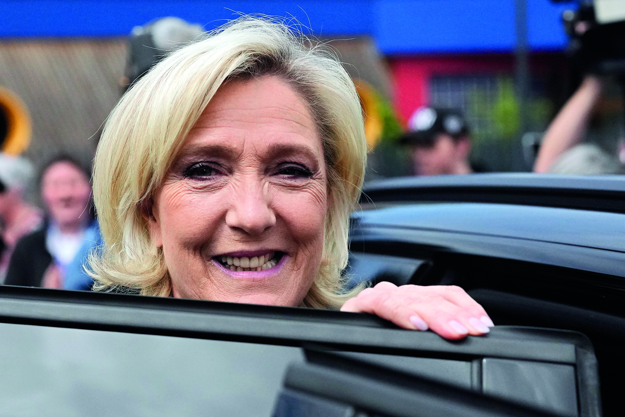 France’s Le Pen says will lead a govt only with an absolute majority France’s Le Pen says will lead a govt only with an absolute majority