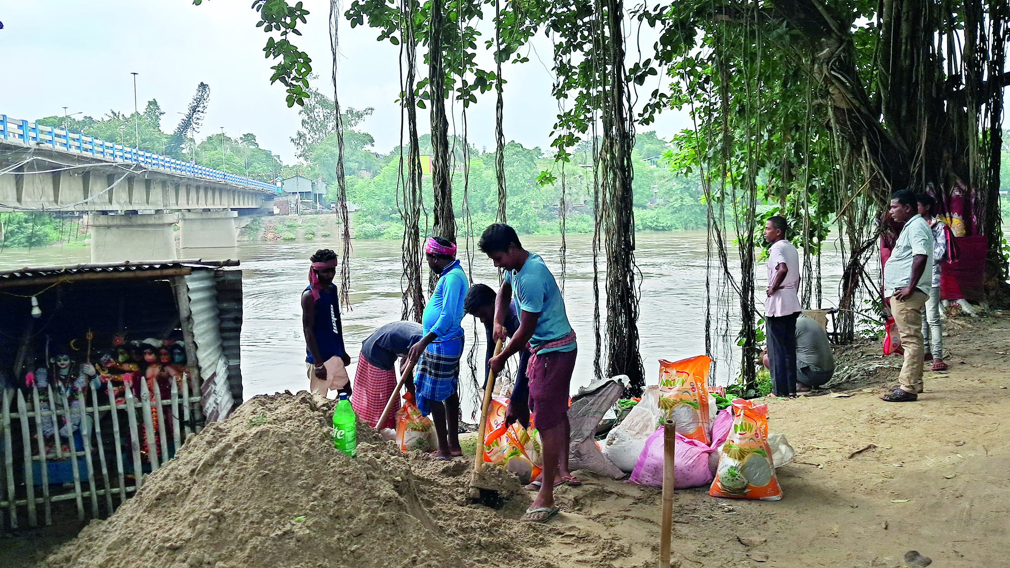 Balurghat: ‘Repairs of embankment of Atreyee River almost complete’