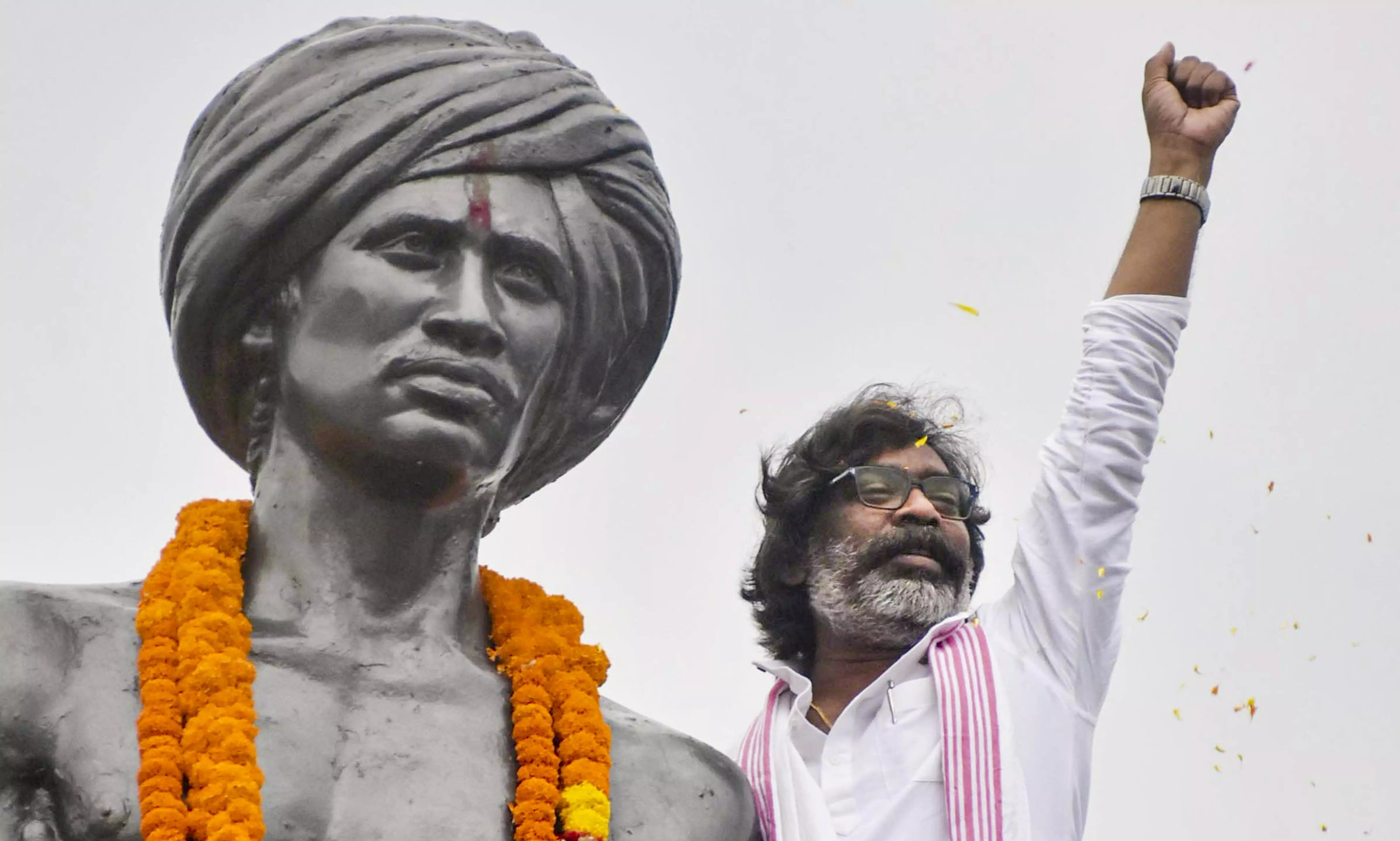 Hemant Soren set to return as Jharkhand CM Hemant Soren set to return as Jharkhand CM