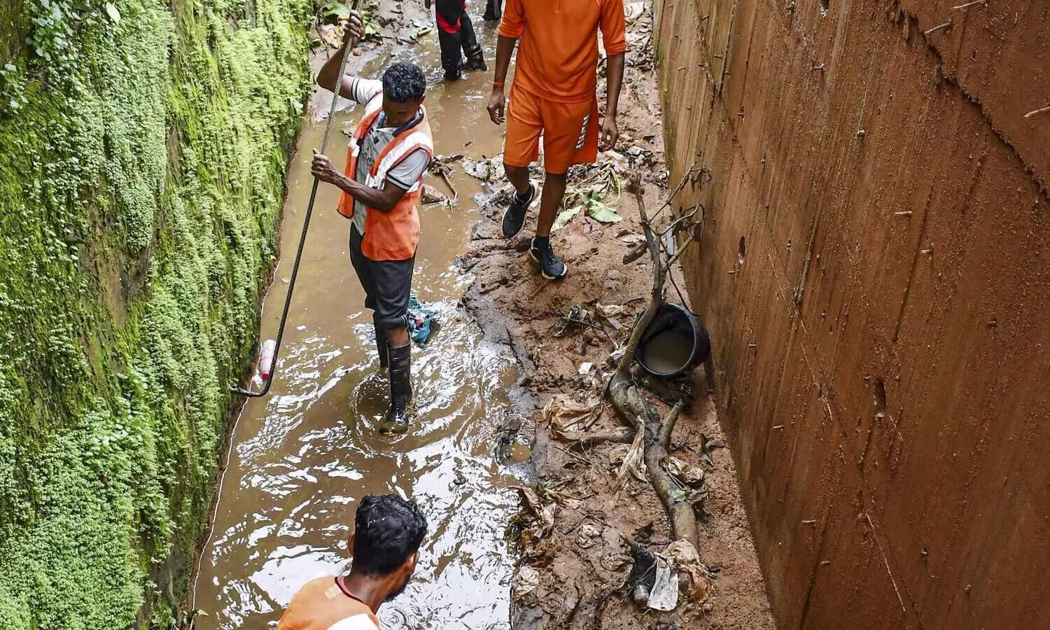 Mans search for missing son in Guwahati drains yields no result on 3rd day, CM consoles parents