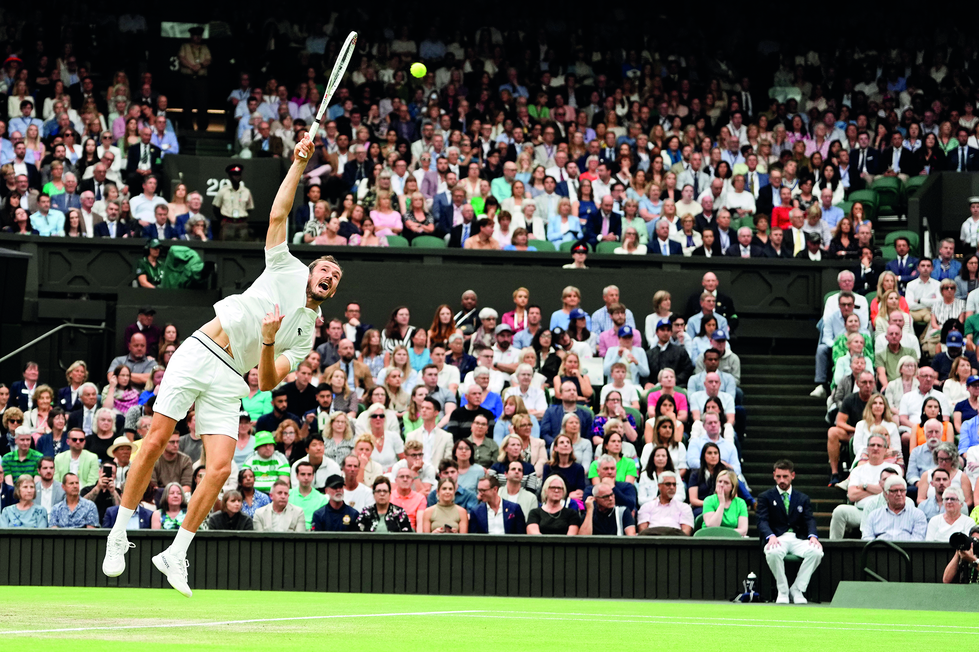 Sinner loses to Medvedev at Wimbledon