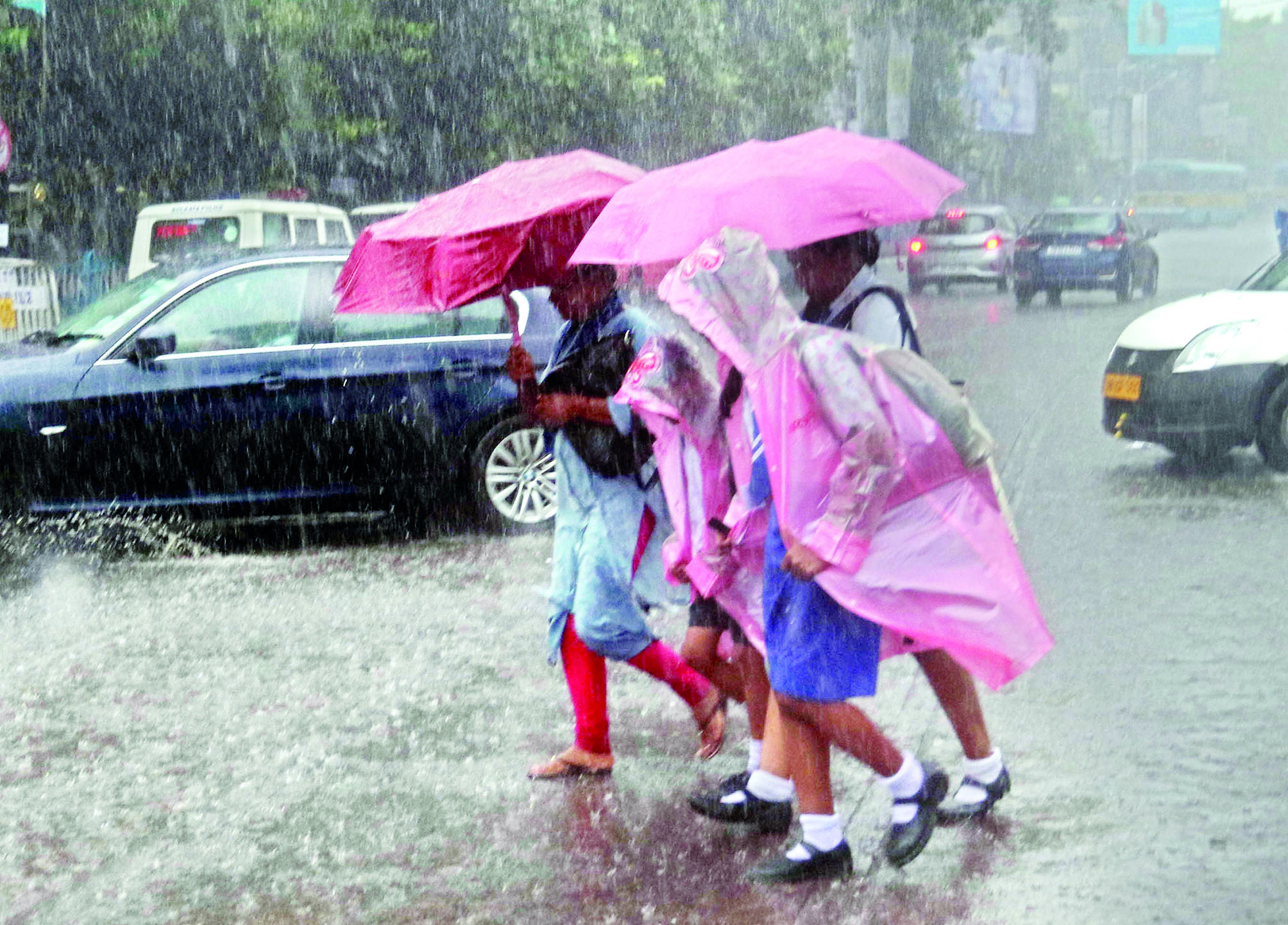 Thundershowers, lightning may hit several South Bengal dists: MeT Thundershowers, lightning may hit several South Bengal dists: MeT