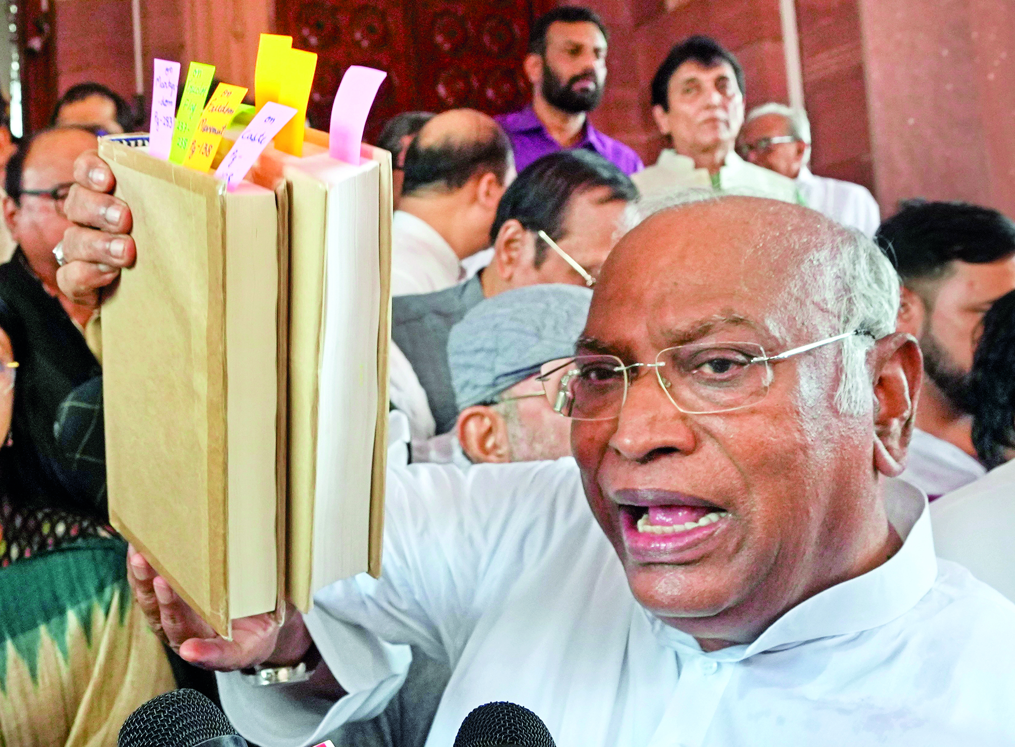 Modi govt’s only mission is to ‘keep youth jobless’, says Kharge Modi govt’s only mission is to ‘keep youth jobless’, says Kharge